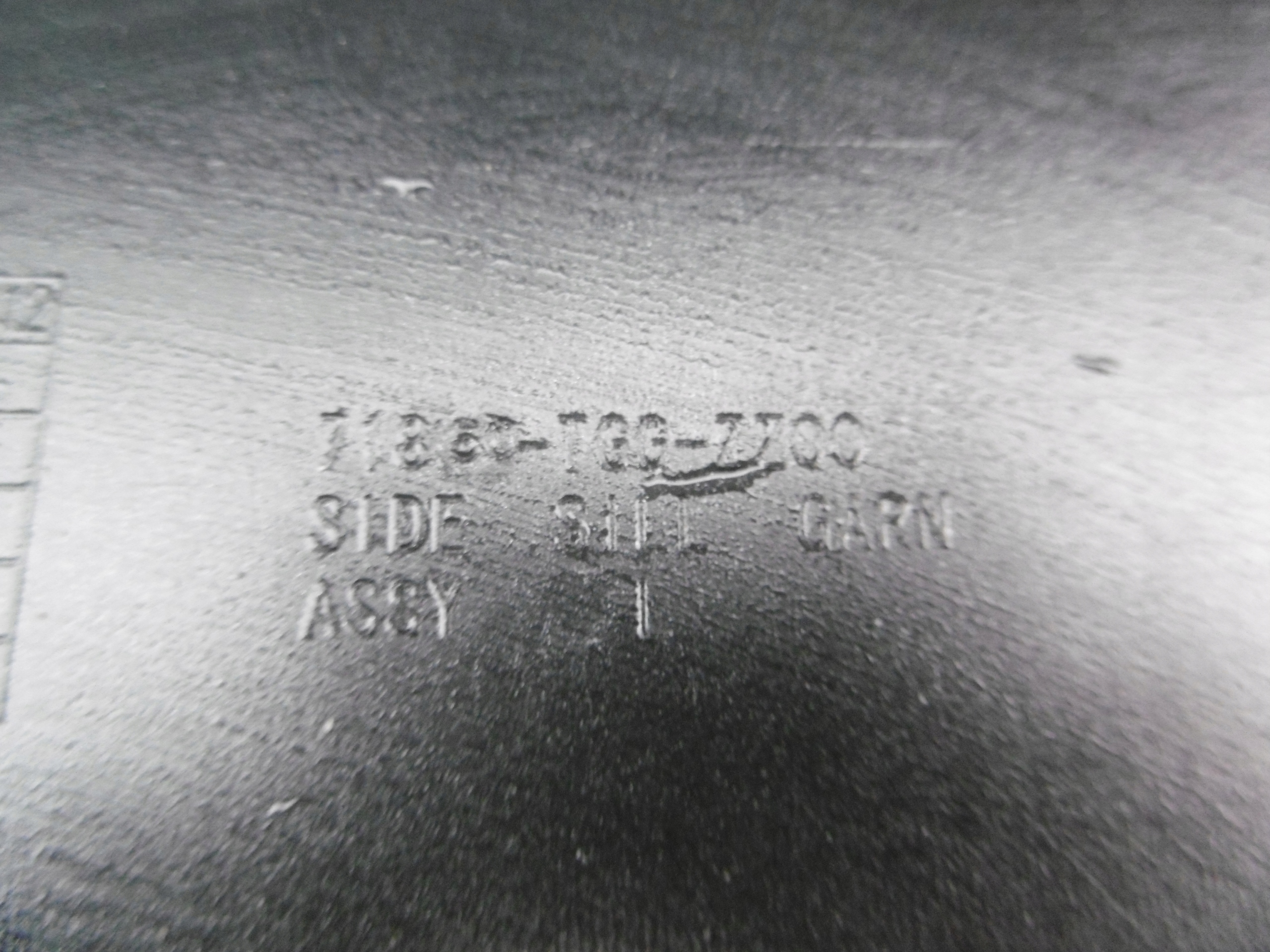 Honda Civic X - молдинг порога левый