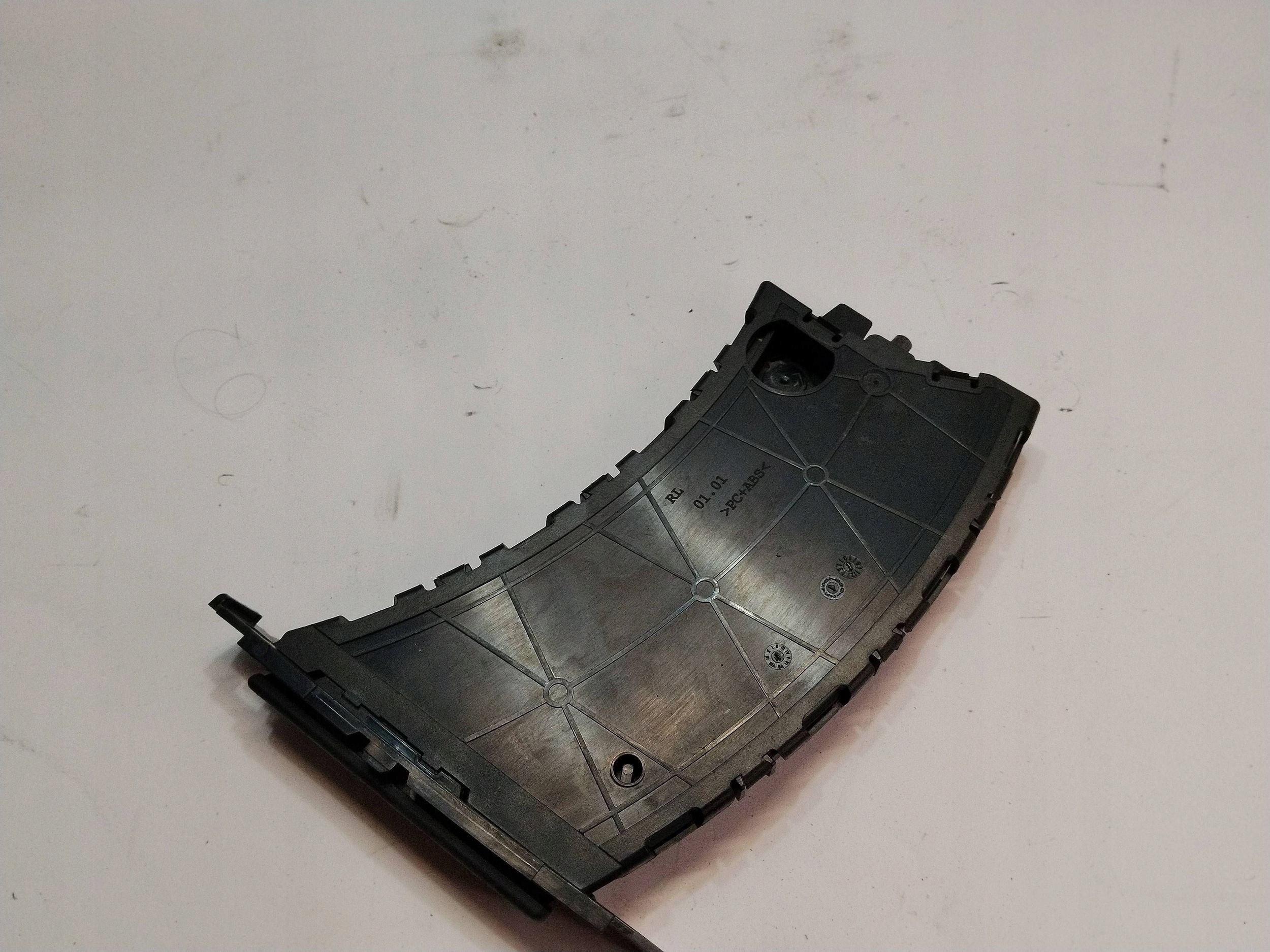 Matte des Halters für kubek BMW E81 E87 E90 E91 22167210