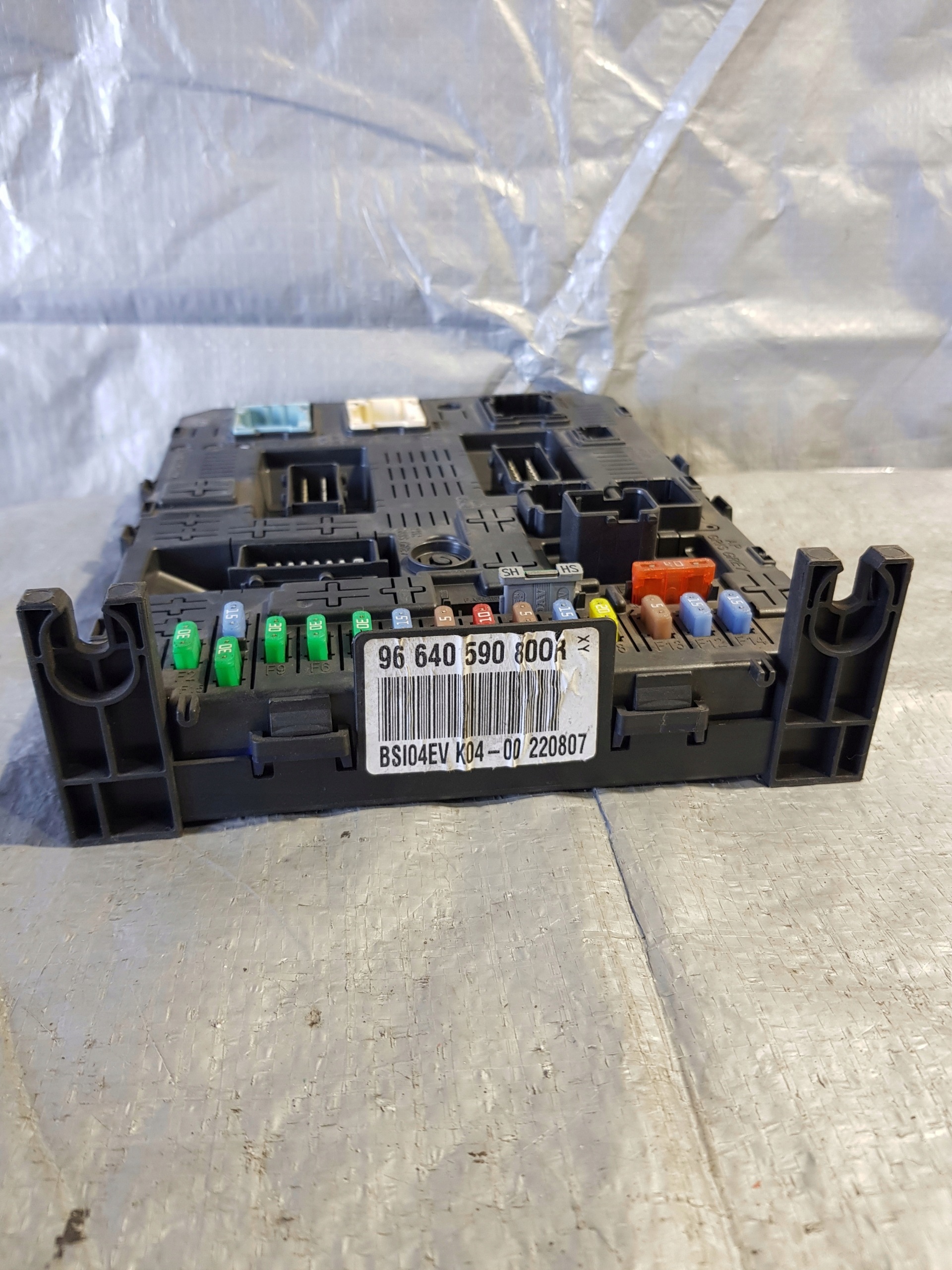 PEUGEOT 407 2.0 HDI module BSI 96640590800R