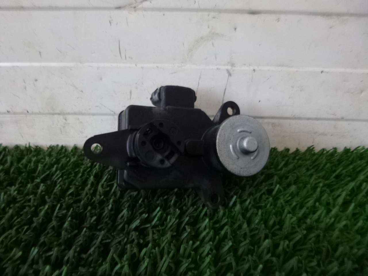 kia oe 28381-2F600 контроллер крышек коллектора
