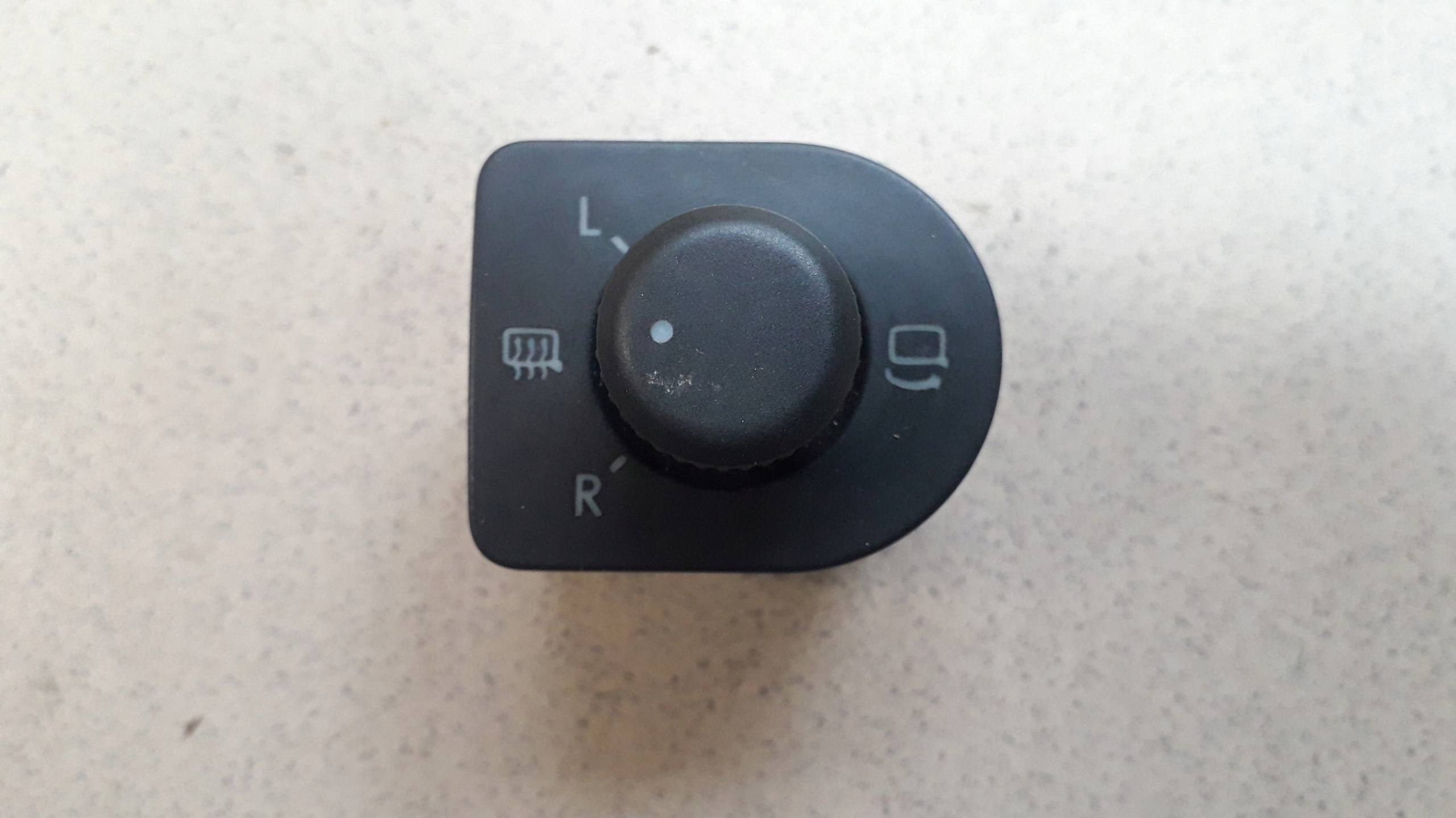 VW PASSAT B5 GOLF 4 BORA PANEL LUSTEREK 1J1959565E