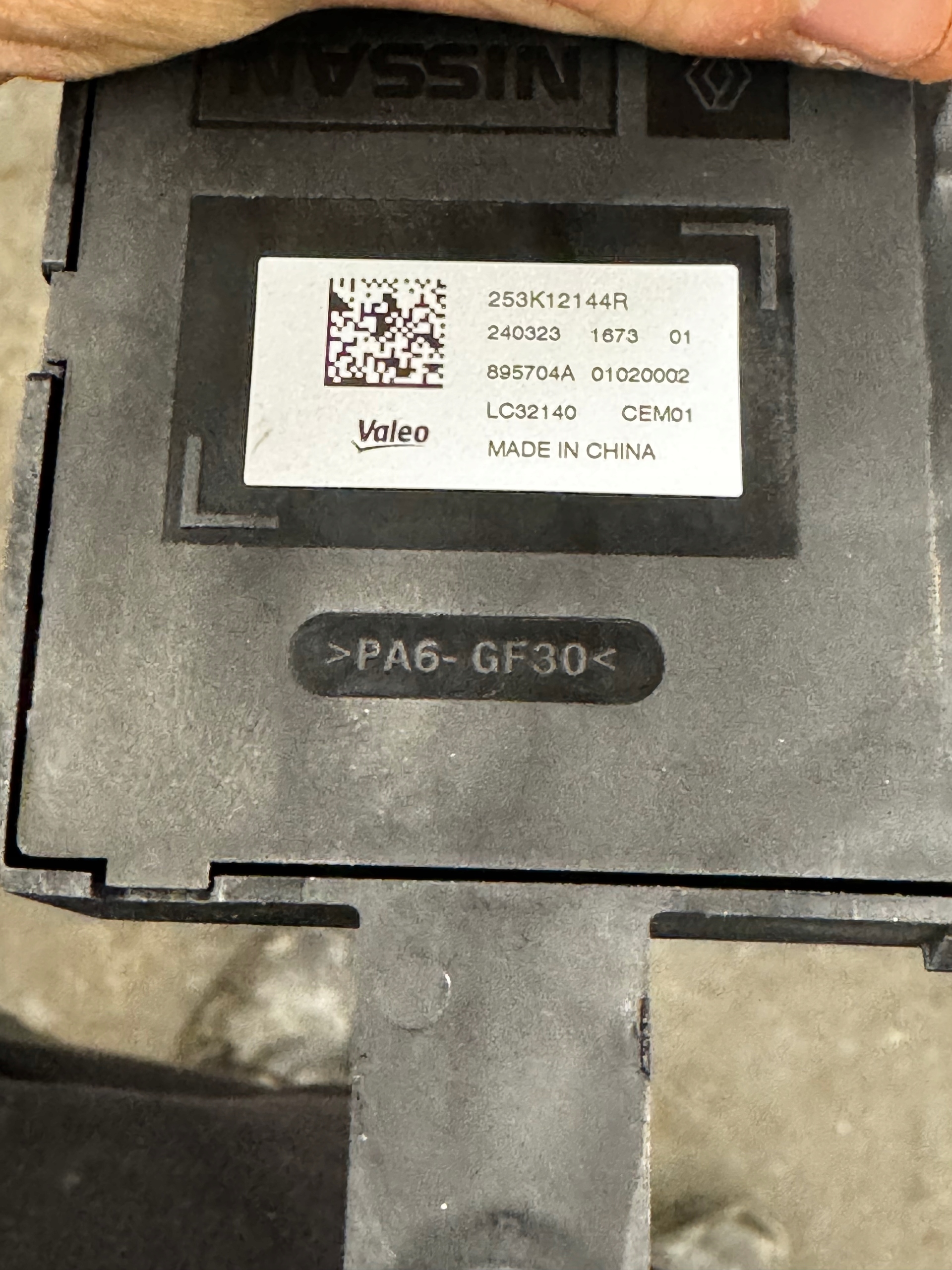 94R. modul Bedienteil lichte RENAULT AUSTRAL 253K12144R
