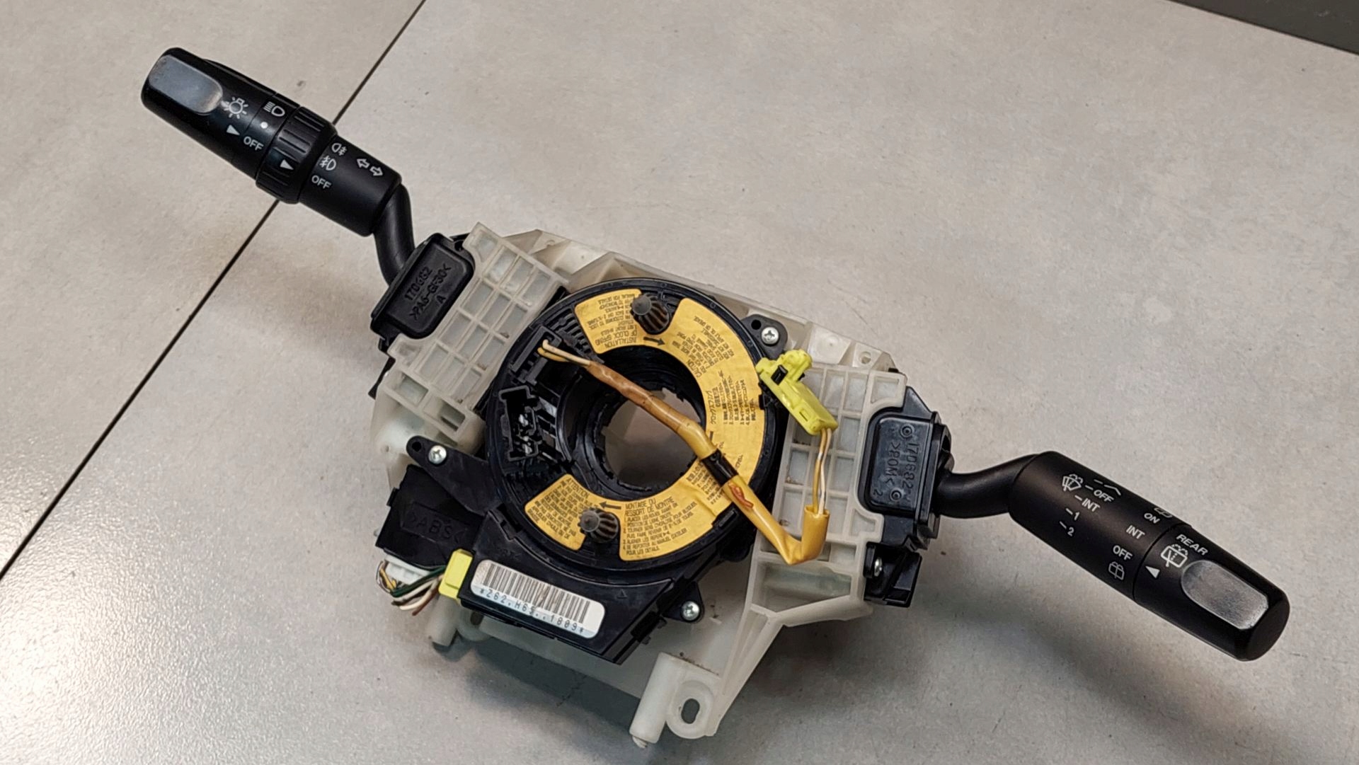 Commodo essuie glace MAZDA 3 1.6 MZ-CD 17D682