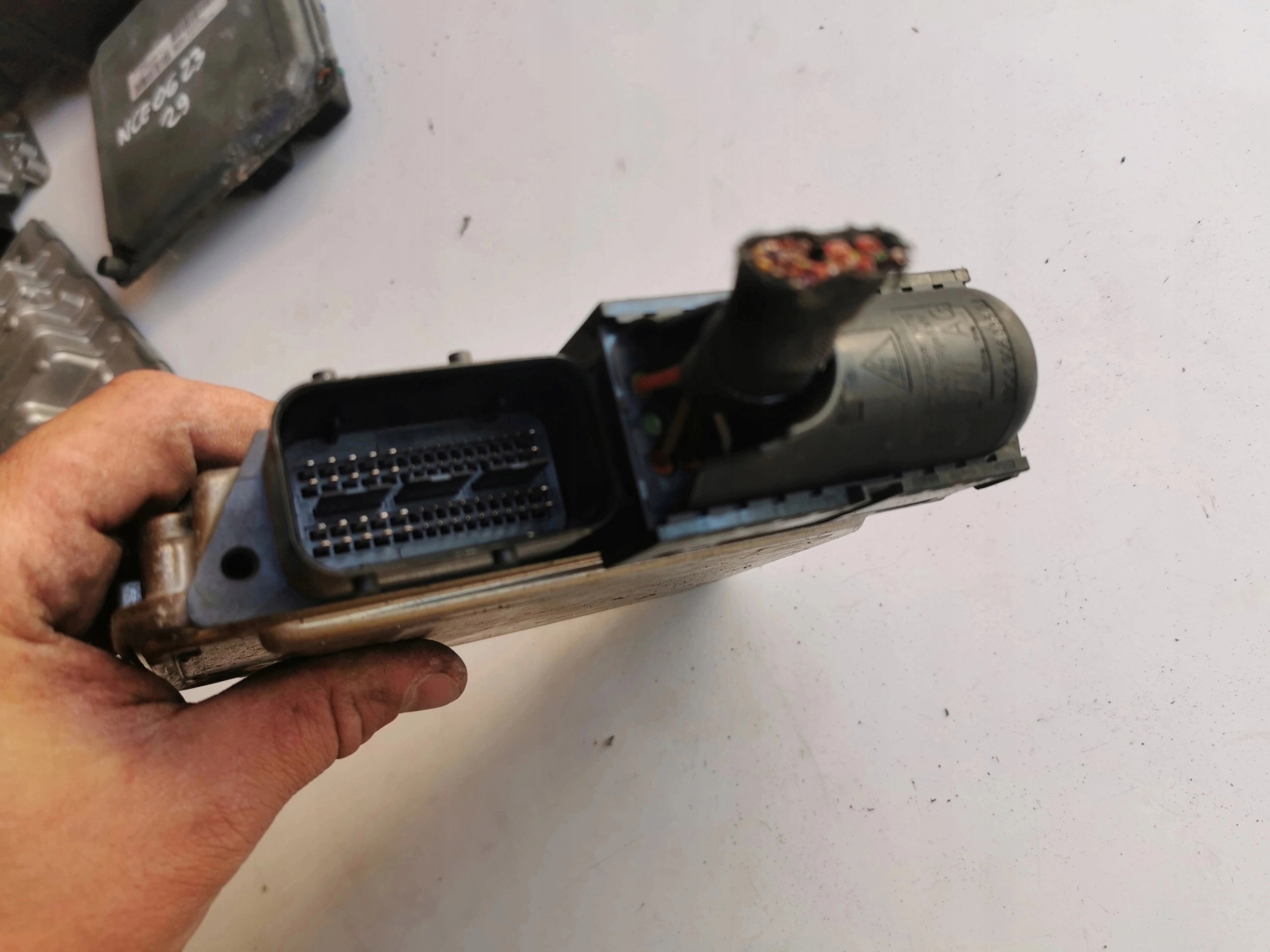 VW SKODA SEAT ECU 04C907309BP 0261S21435 computer Originale