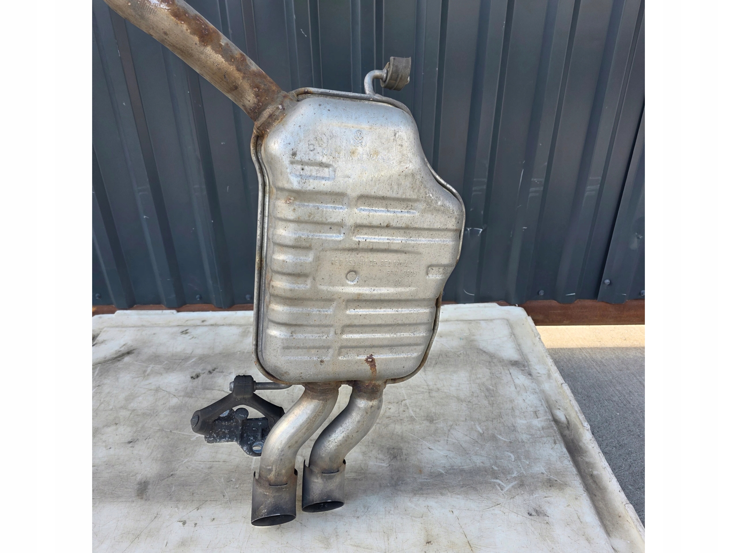 muffler, exhaust KOMPLET AUDI A4 B7 1.9 2.0 TDI 8E0253611CB 8E0120L