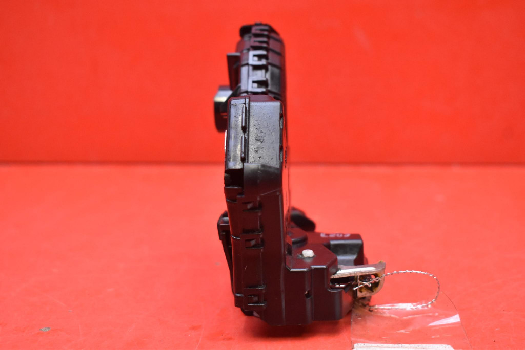 lock door left front front EU TOYOTA AURIS 1 and 3D HB 06-09