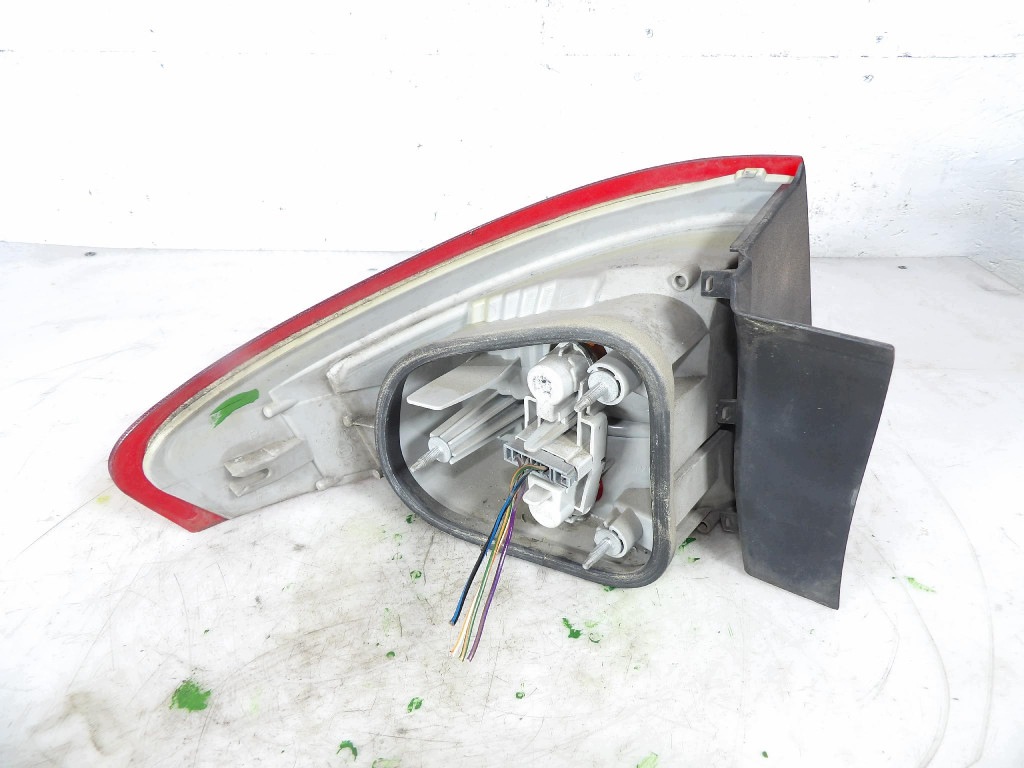 FORD MONDEO MK4 LIFTBACK light rear part right 11-B691B