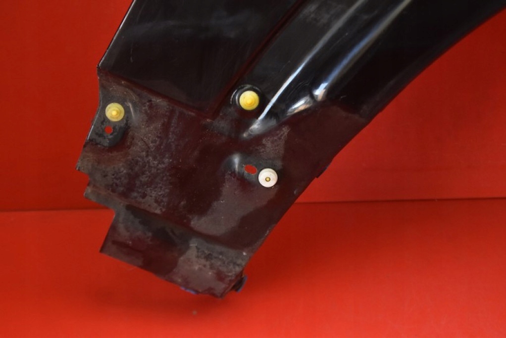 fender right front front black LAND ROVER DISCOVERY 3 III LR3 04-09