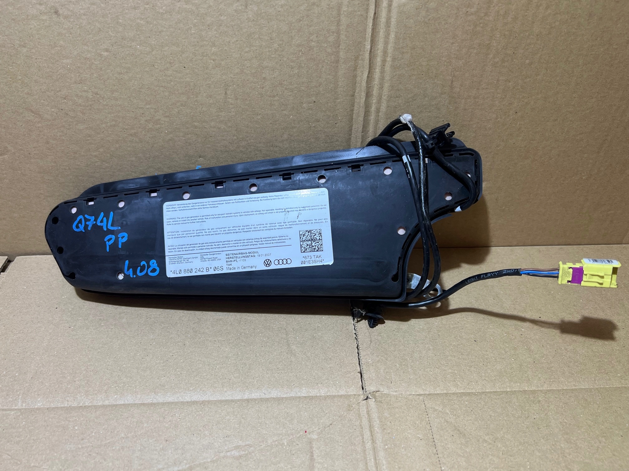 AUDI Q7 4L seat airbag right front 4L0880242B