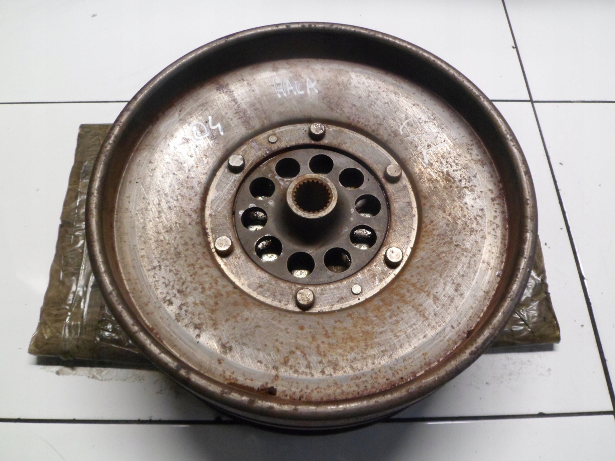 AUDI 3.2FSI CAL wheel flywheel 0AW105317K