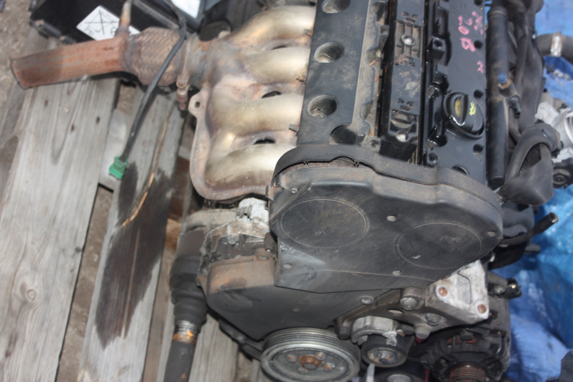 Двигатель peugeot 206 CC 2,0 b