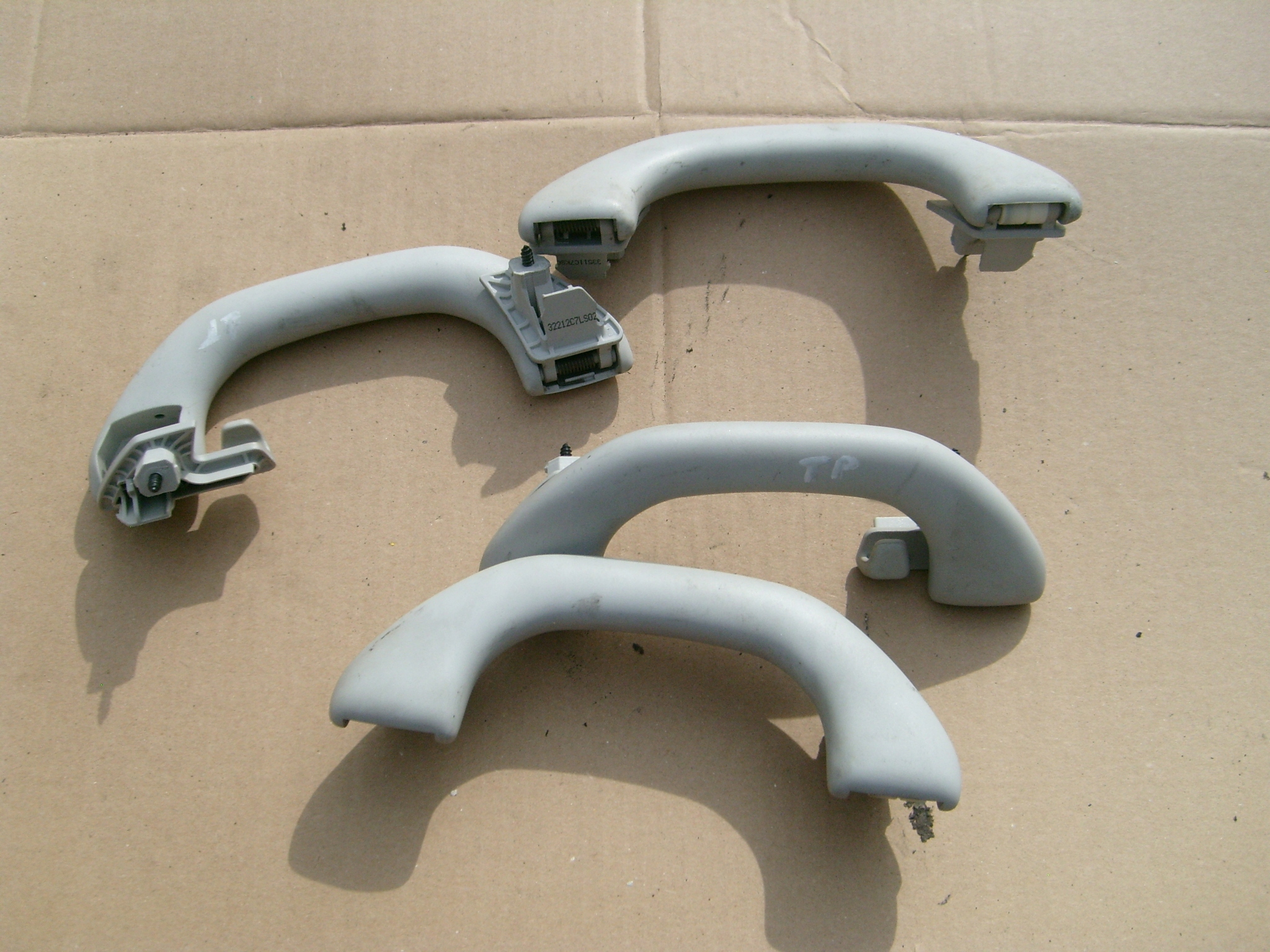 Jetta Golf V uchwyt podsufitki raczka