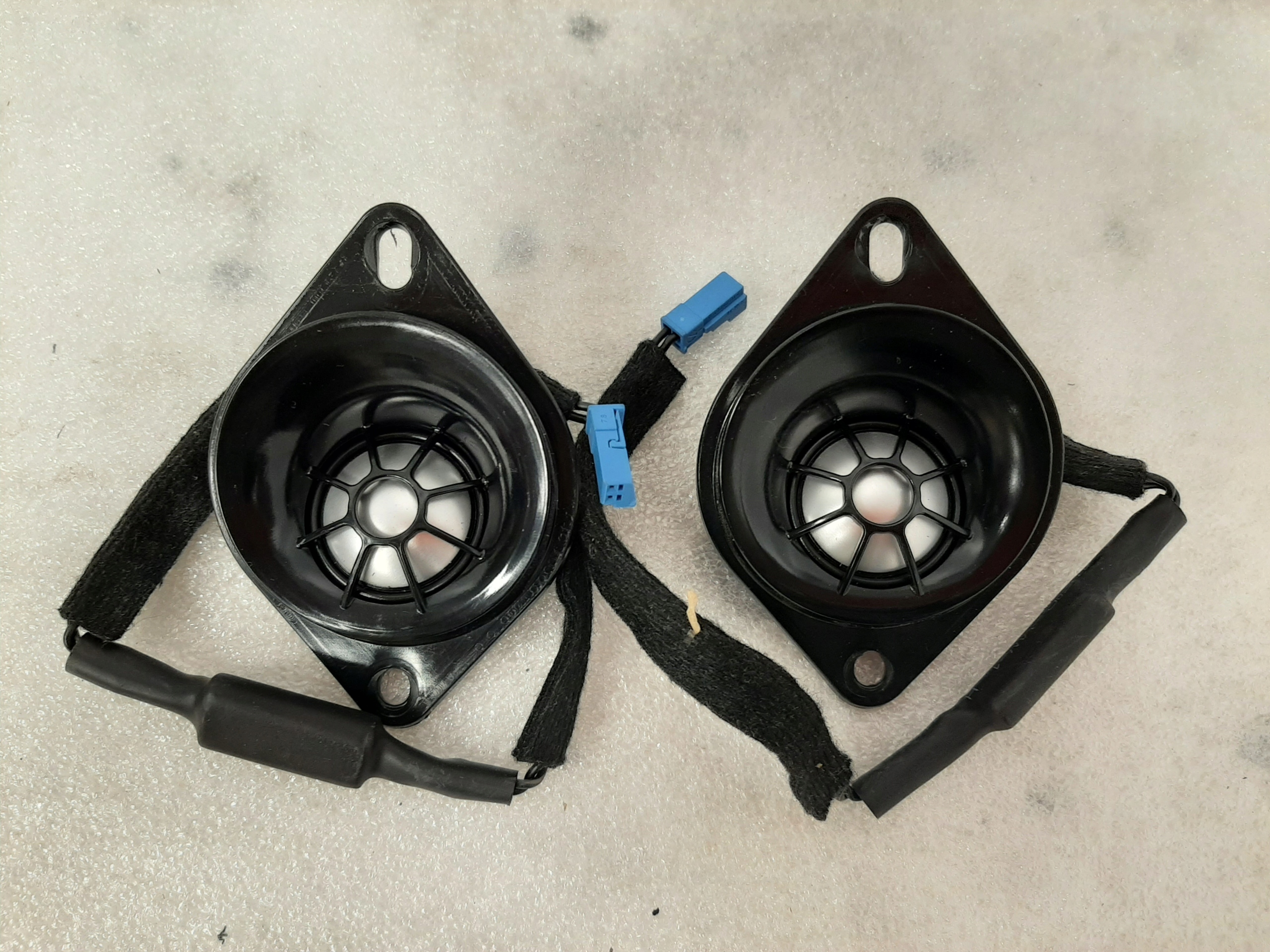 Zestaw Głośników do BMW G14 G15 G16 Harman Kardon - galeria