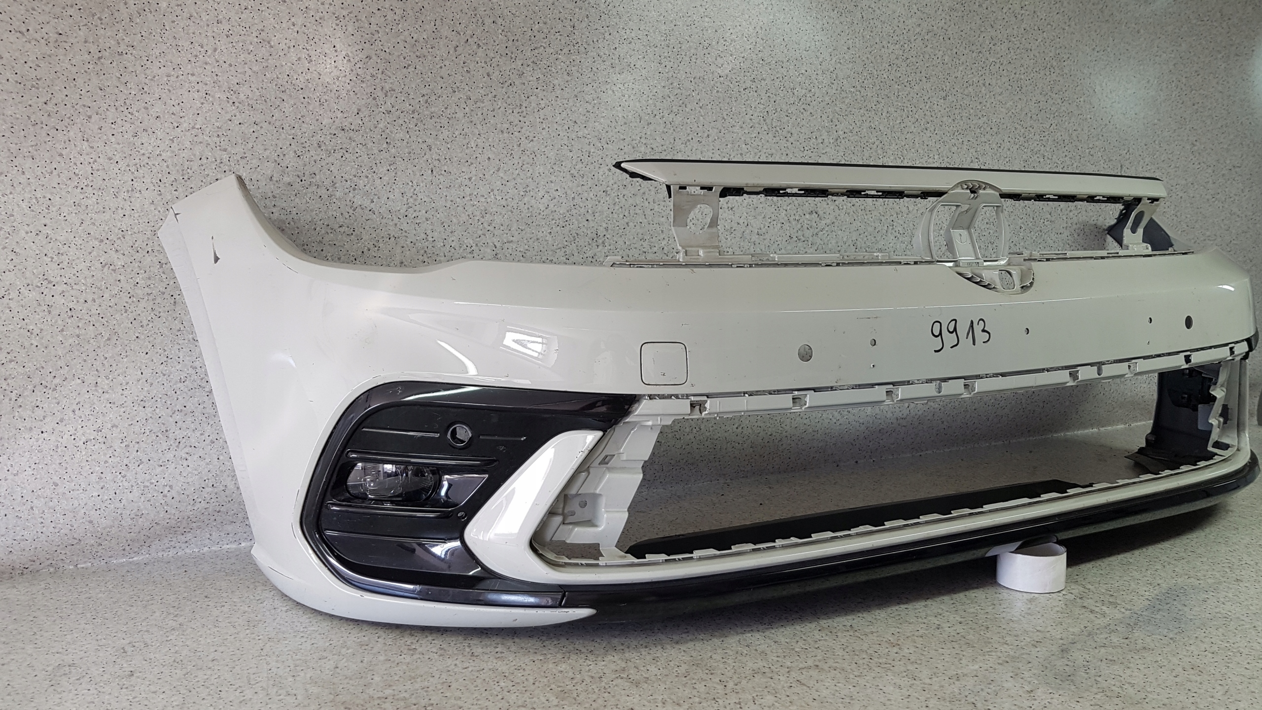 VW POLO 2G 2GS LIFT 2020 - bumper front 9913