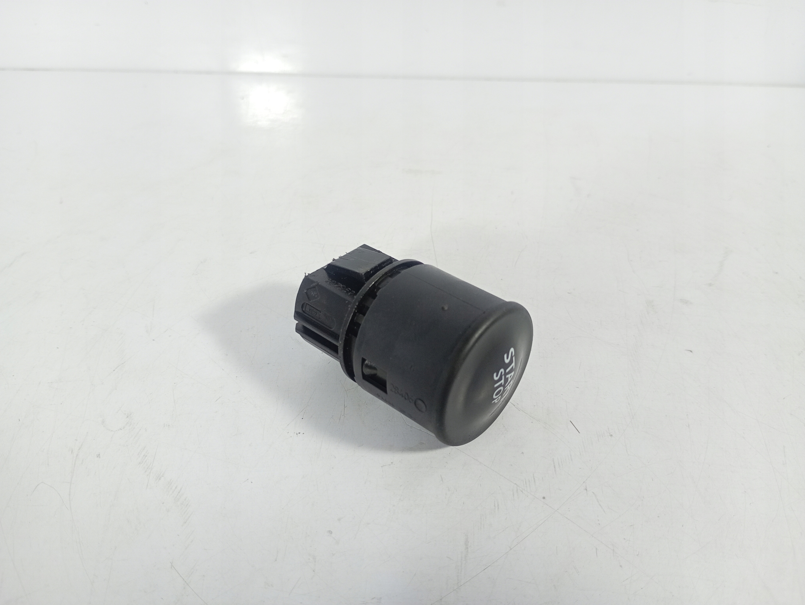 RENAULT SCENIC II 2 03-09 switch switch button START/STOP