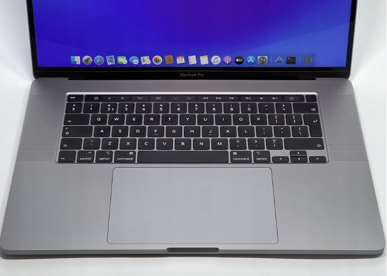 MacBook Pro 2019 16インチ i7 16G 512G USキB3 Amazon.com: Apple MacBook Pro Late 2019 with 2.6GHz Intel