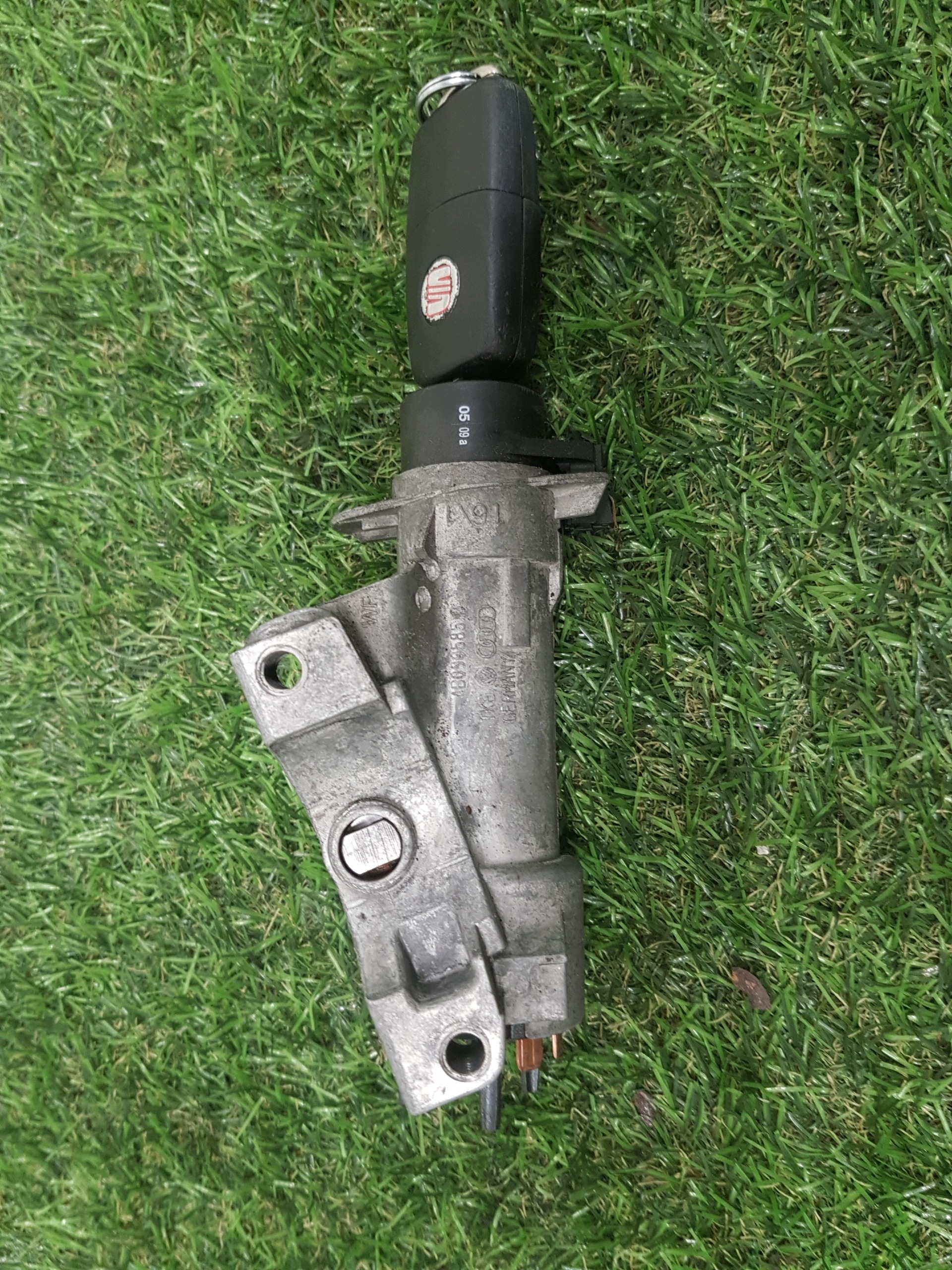 ignition Z with key SEAT IBIZA 4 4B0905851C