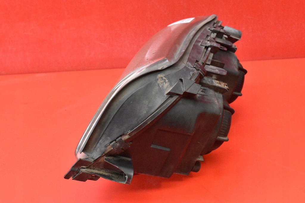 REFLELTOR right light front EU VOLVO S80 1 and 98-06