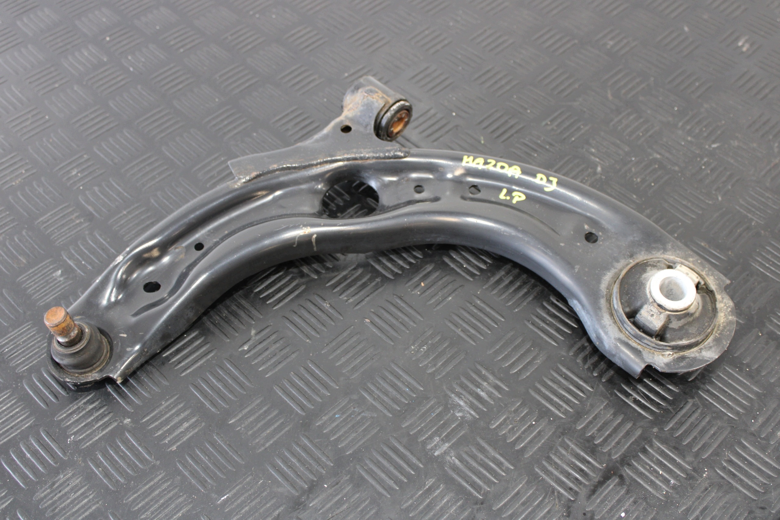 arm left front MAZDA 2 II DJ LIFT