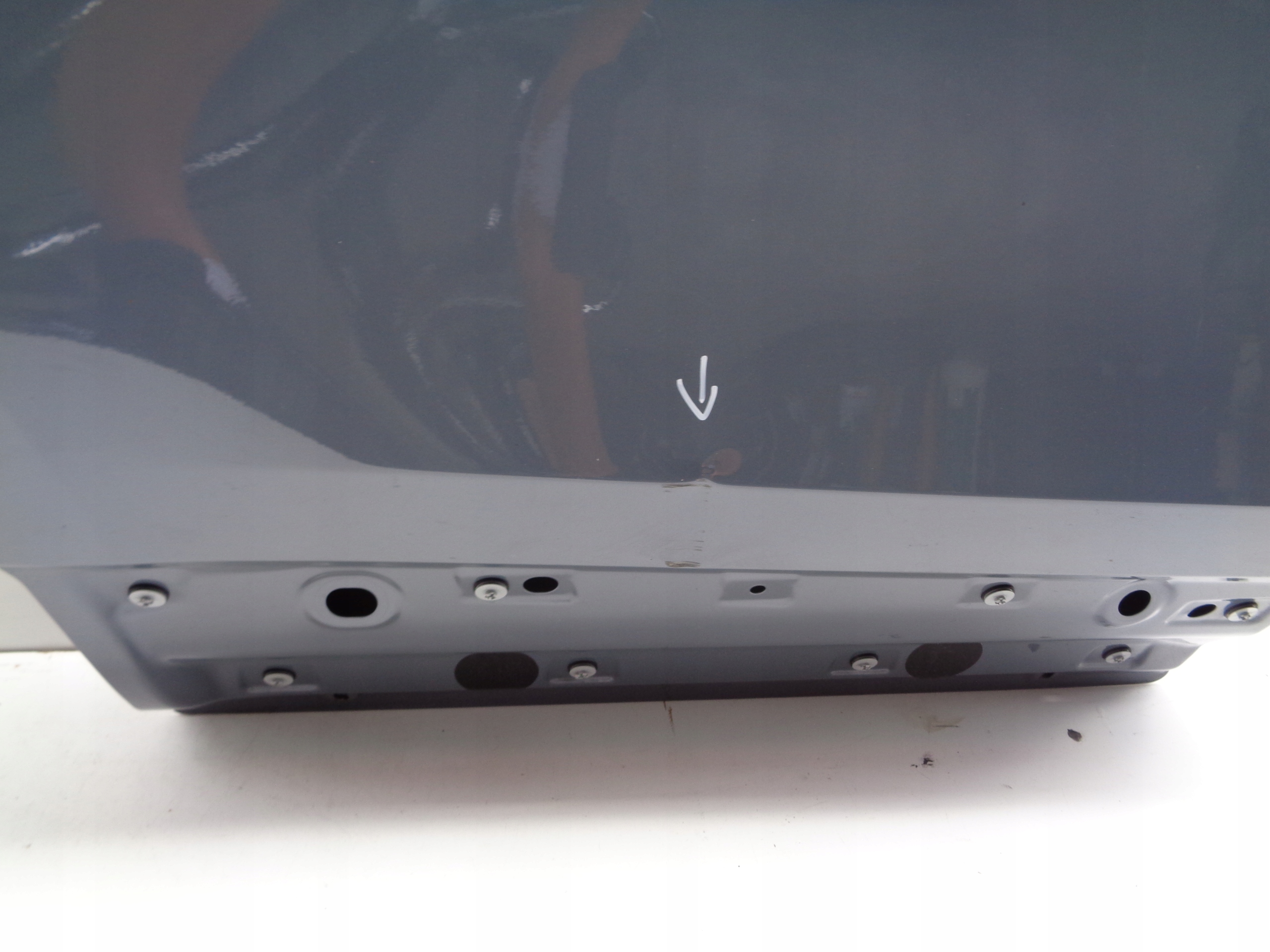 door right rear. RANGE ROVER EVOQUE II 19- NR 48064
