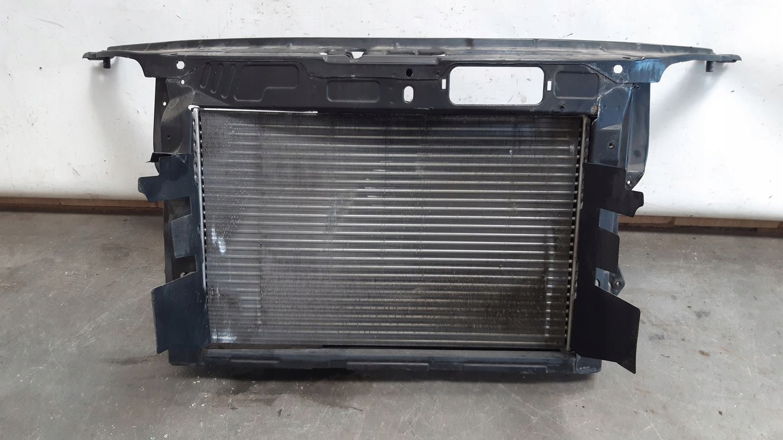 support panel for radiators radiator Skoda Roomster 1,2 12V