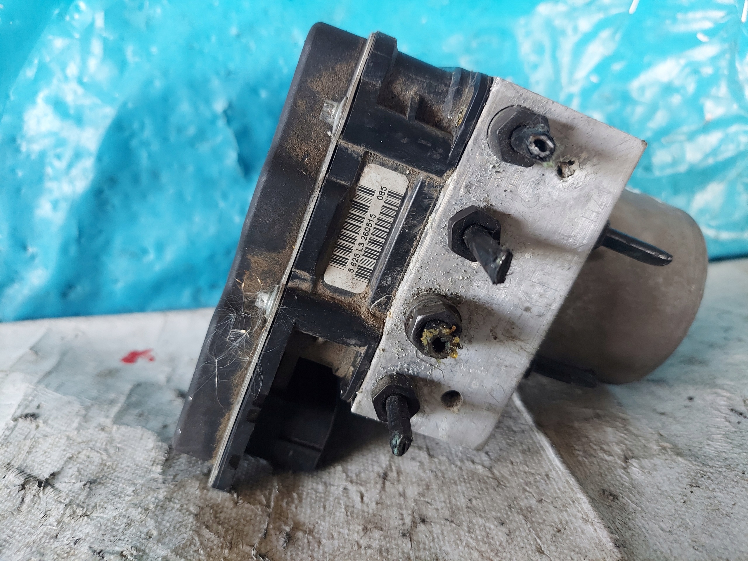 pompe ABS AUDI A4 B8 8K0907379CN