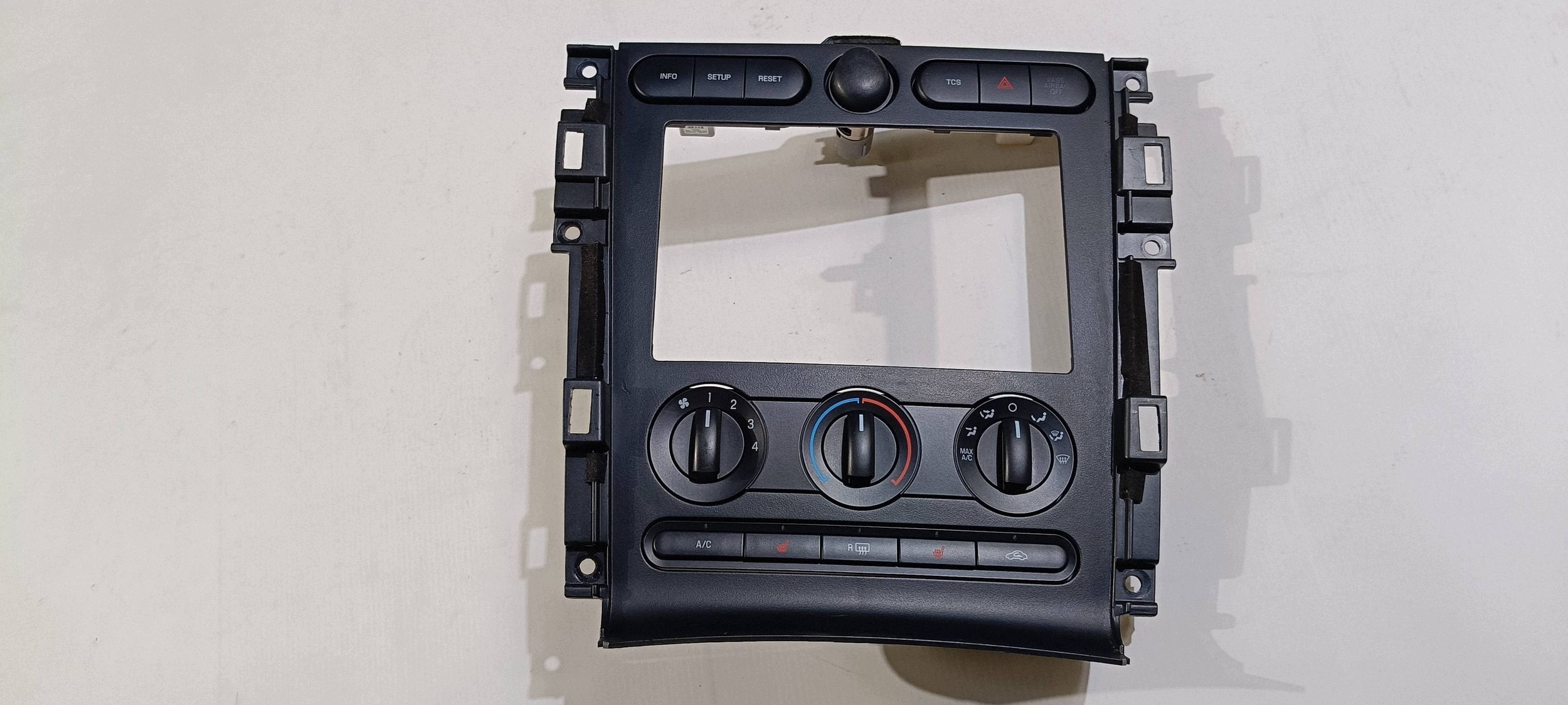 schalter panel des lüfters klimaanlage grzane sitze Ford Mustang 2005-2009