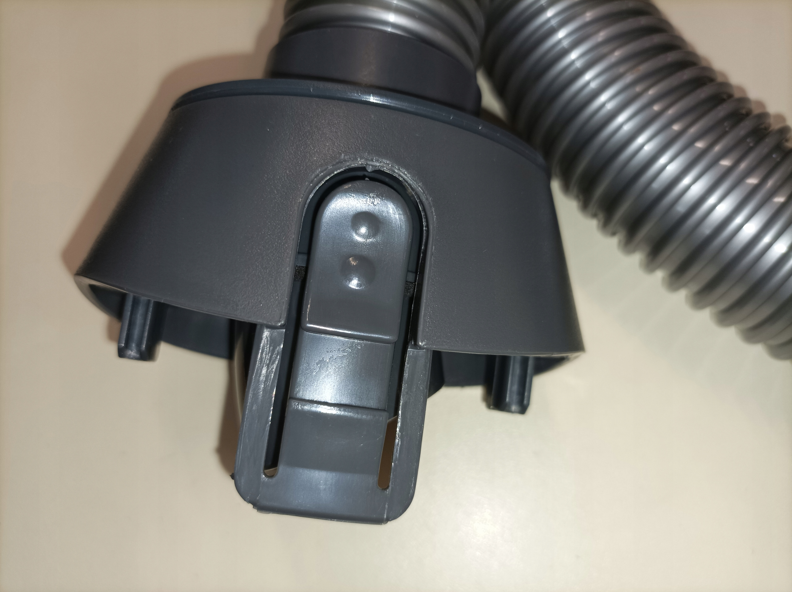 WĄŻ SSĄCY ODKURZACZA HOOVER XARION 35601621 Kod producenta 35601621