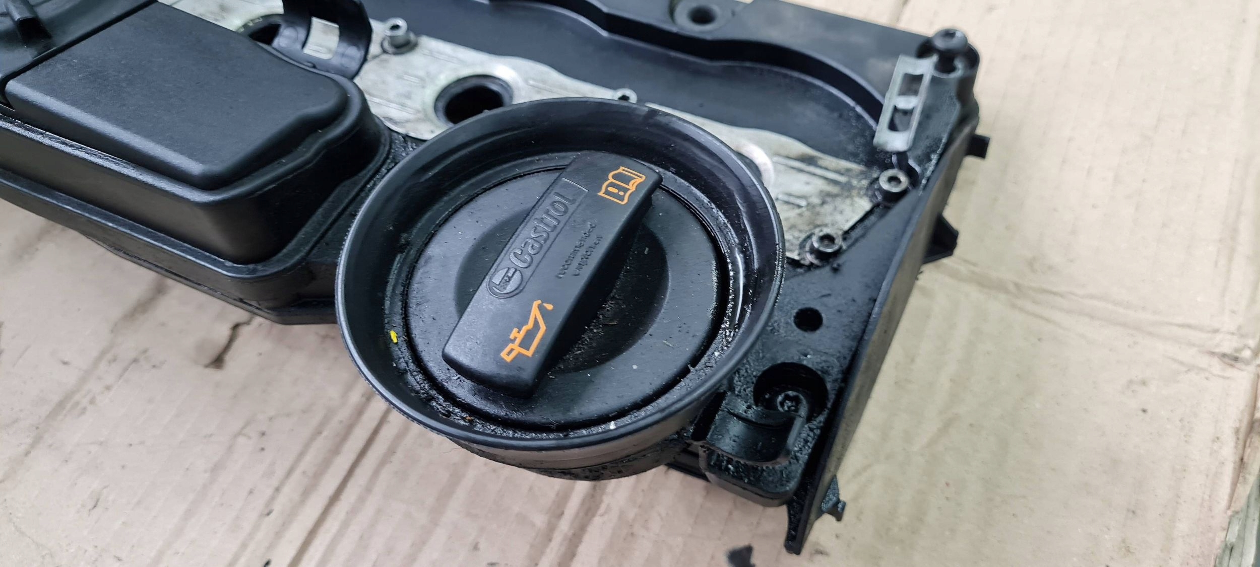 A5 8T Abdeckung Blende Abdeckung der Ventile 2.0 TDI 03L103469A A4 B8 Q5 A6 C6 LIFT
