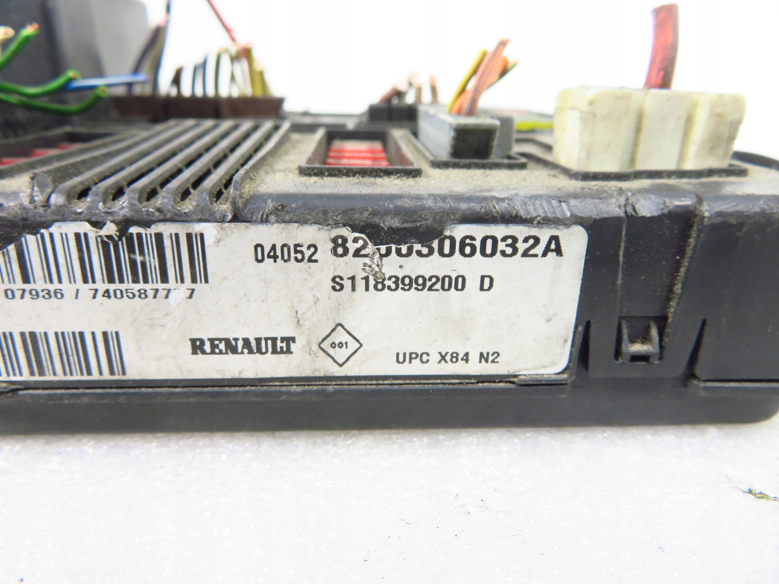 BSI RENAULT SCENIC II 1.9 DCI - F9Q 812 8200306032A S118399200D Producent części Siemens