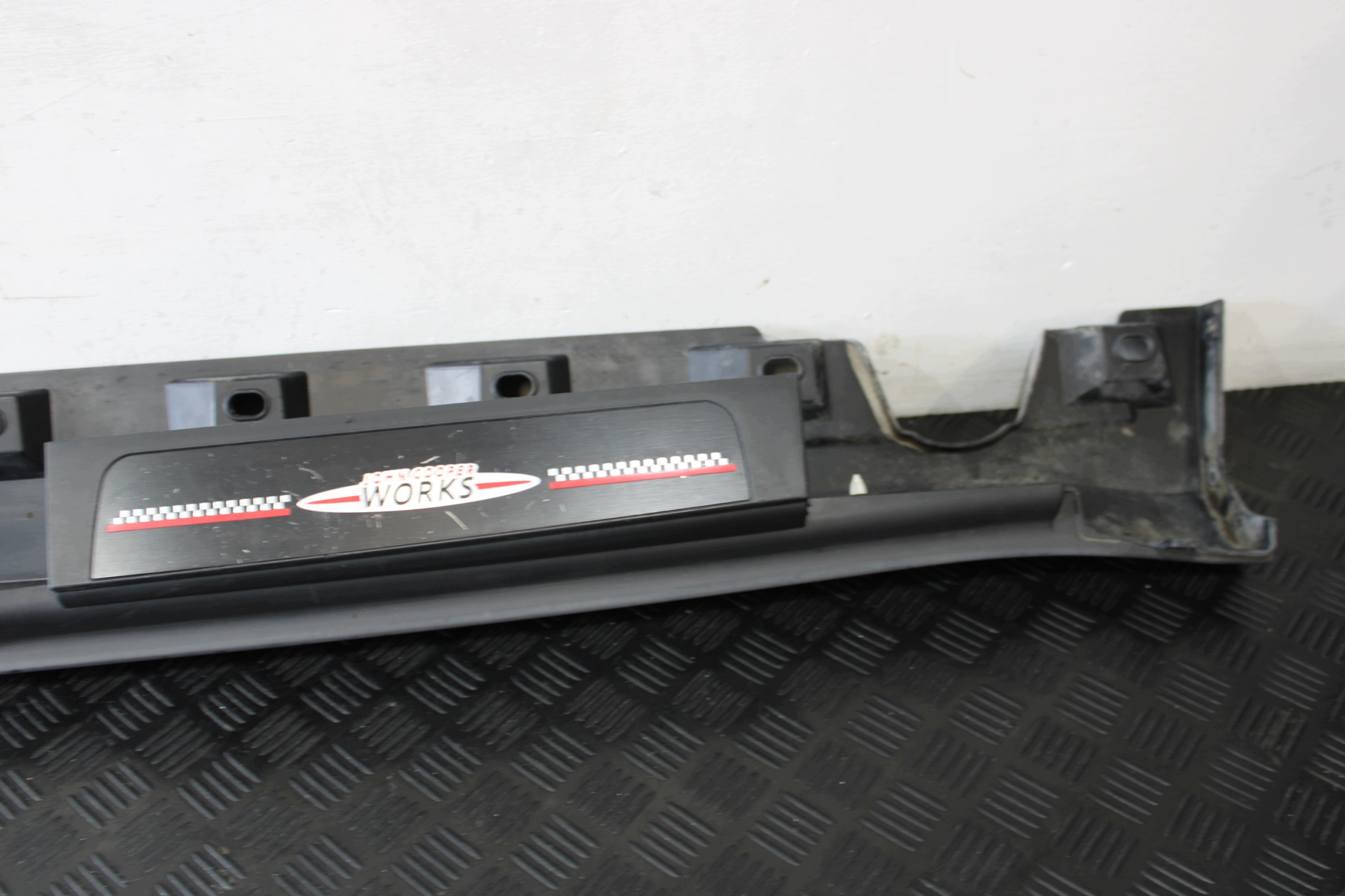 moulding cap threshold threshold right 9801888 MINI COUNTRYMAN R60 2.0D