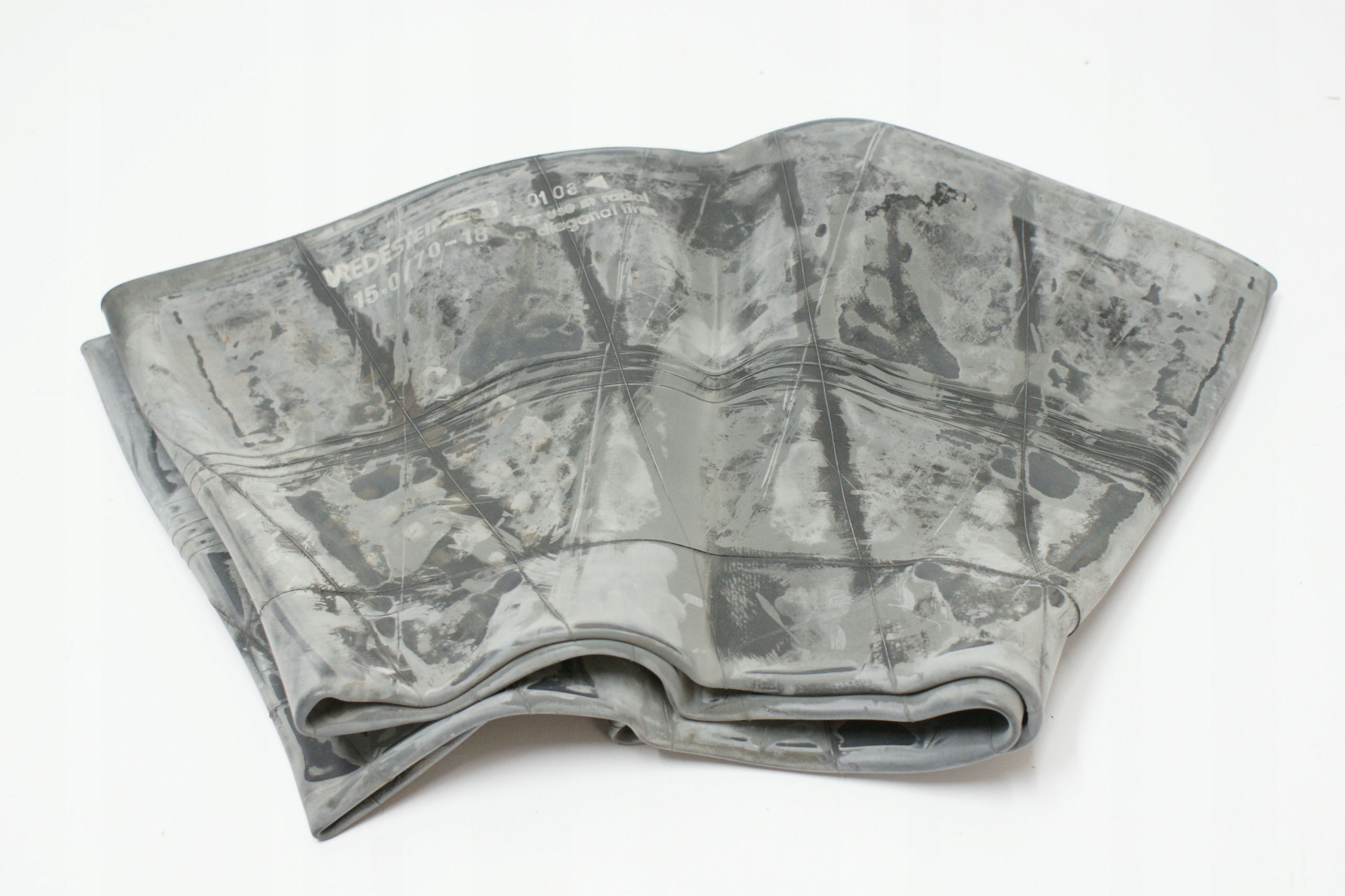 Внутренняя трубка VREDESTEIN 15.0 / 70-18 TR15