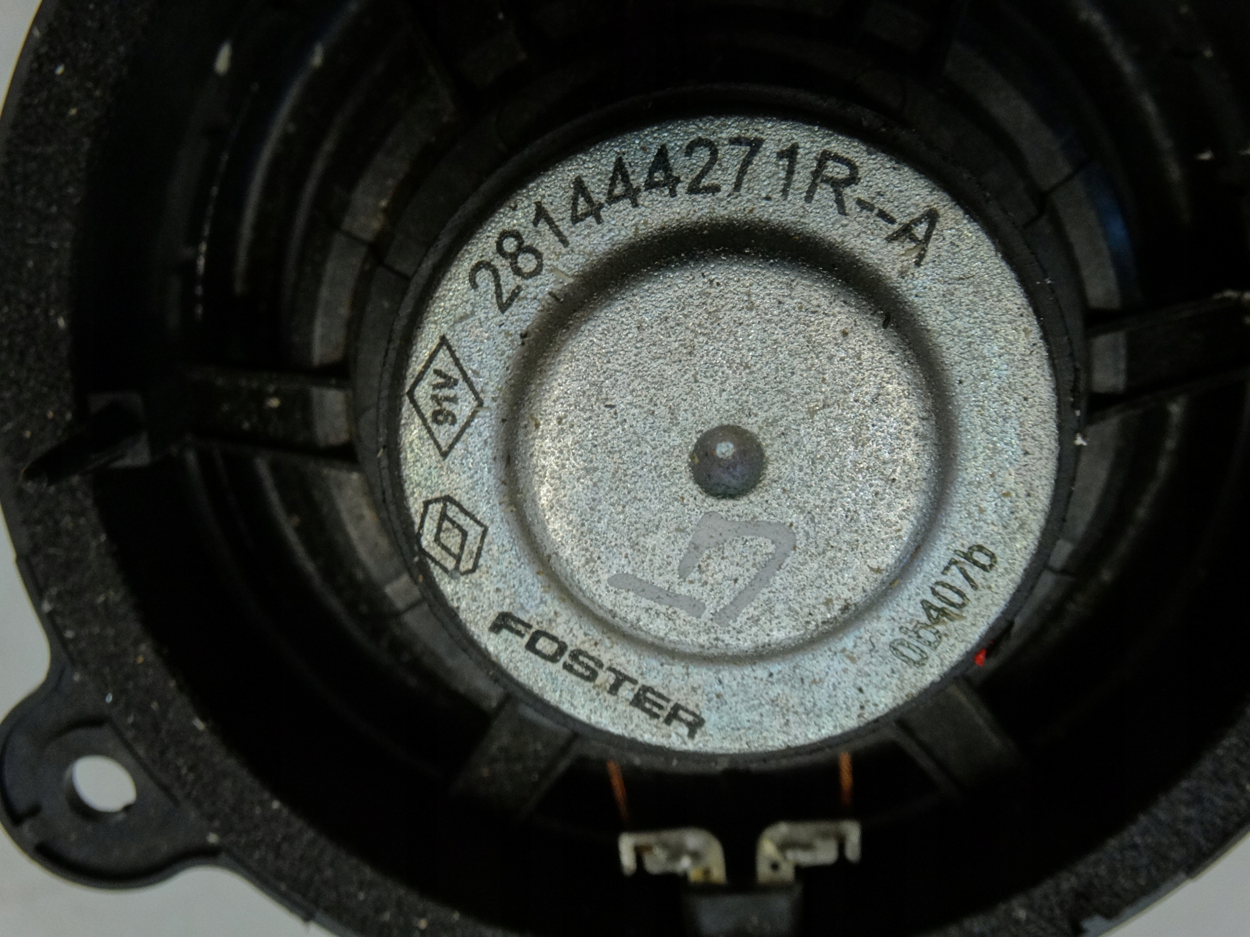 speaker left rear part DACIA SANDERO II 17R. 281444271R--A