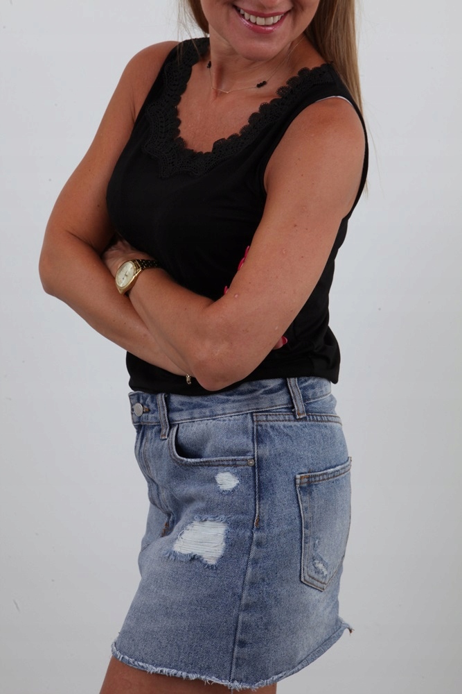 BLUZKA DOPASOWANY TOP KORONKA DEKOLT KOLORY *M/L Cechy dodatkowe koronka