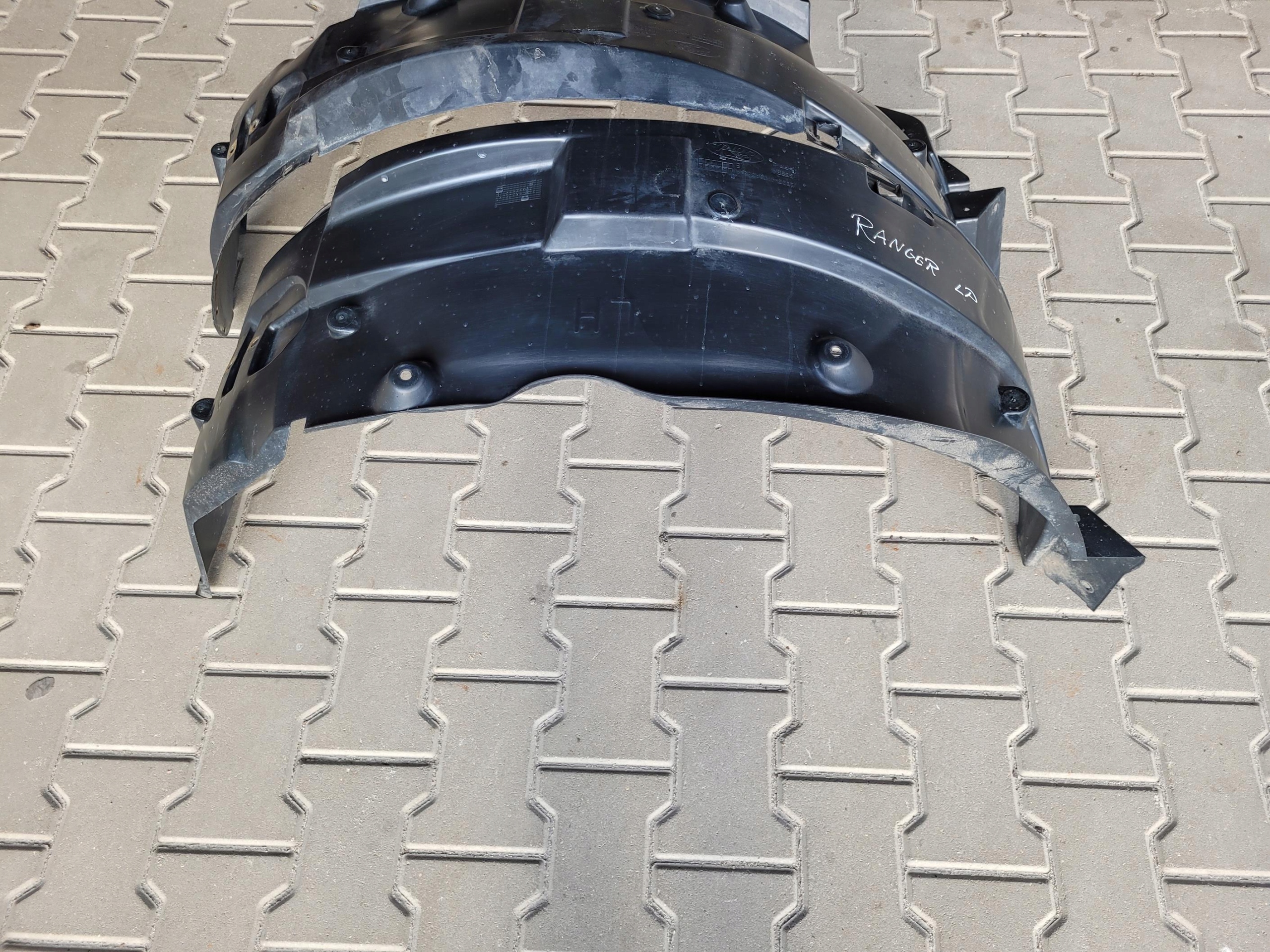 mudguard front left front left EB3B-411A563-A FORD RANGER V LIFT 19R