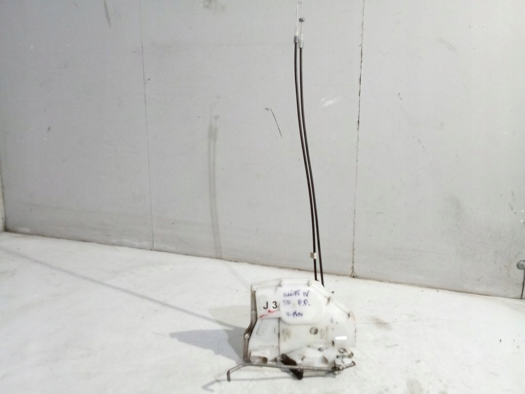 Suzuki Swift lV lock right front 7 PIN