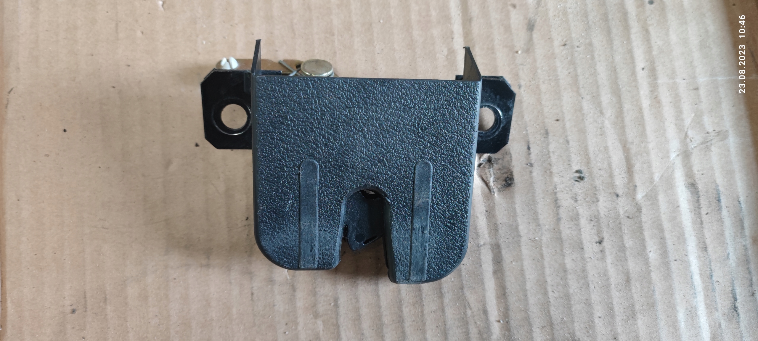 VW GOLF IV 4 lock RYGIEL bonnet boot KOMBI
