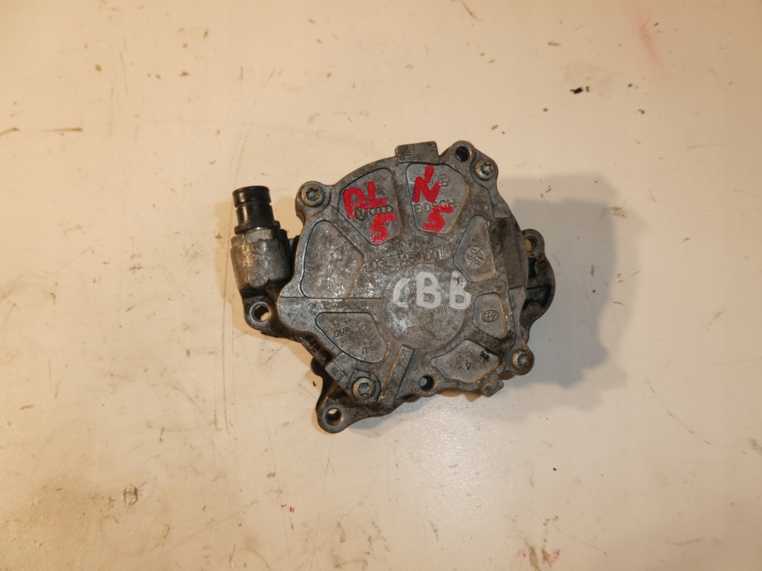 Pompa VACUM AUDI VW TDI 03L145100F
