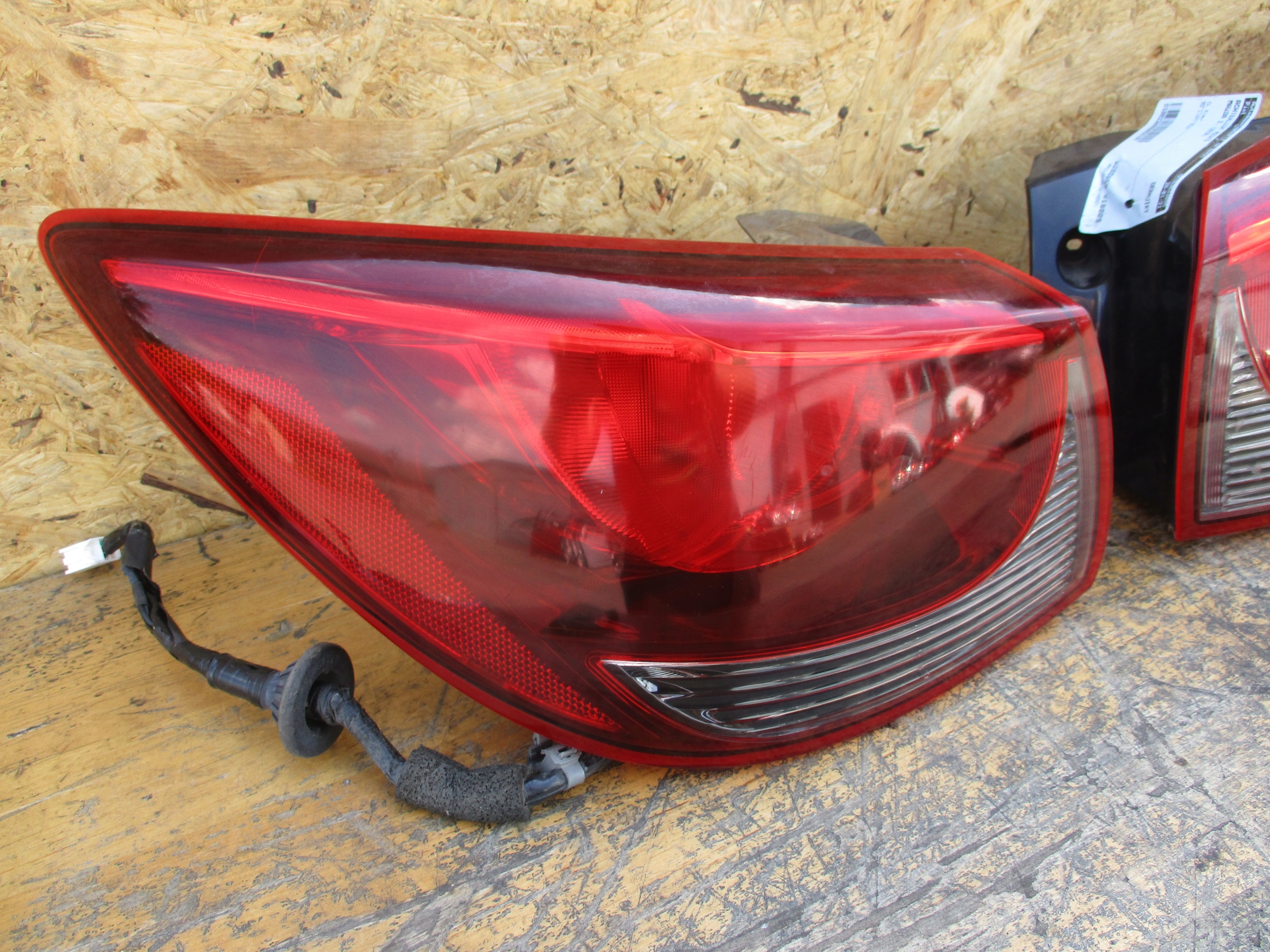 light rear part right left Mazda 2 DJ 14