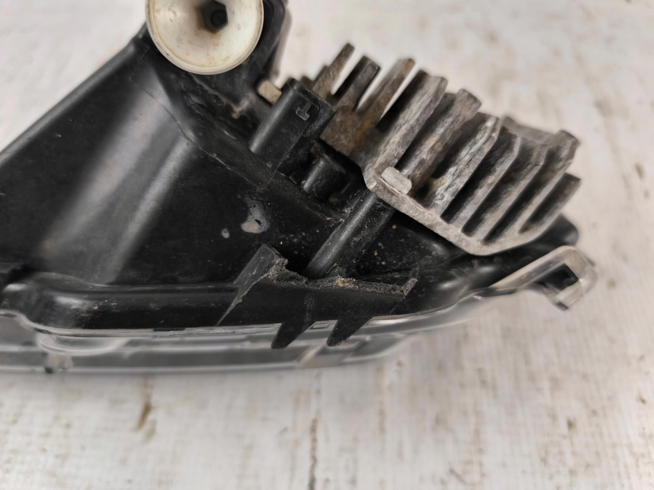 ГАЛОГЕН передняя правая LAND Range Rover Evoque led K8D215200BB