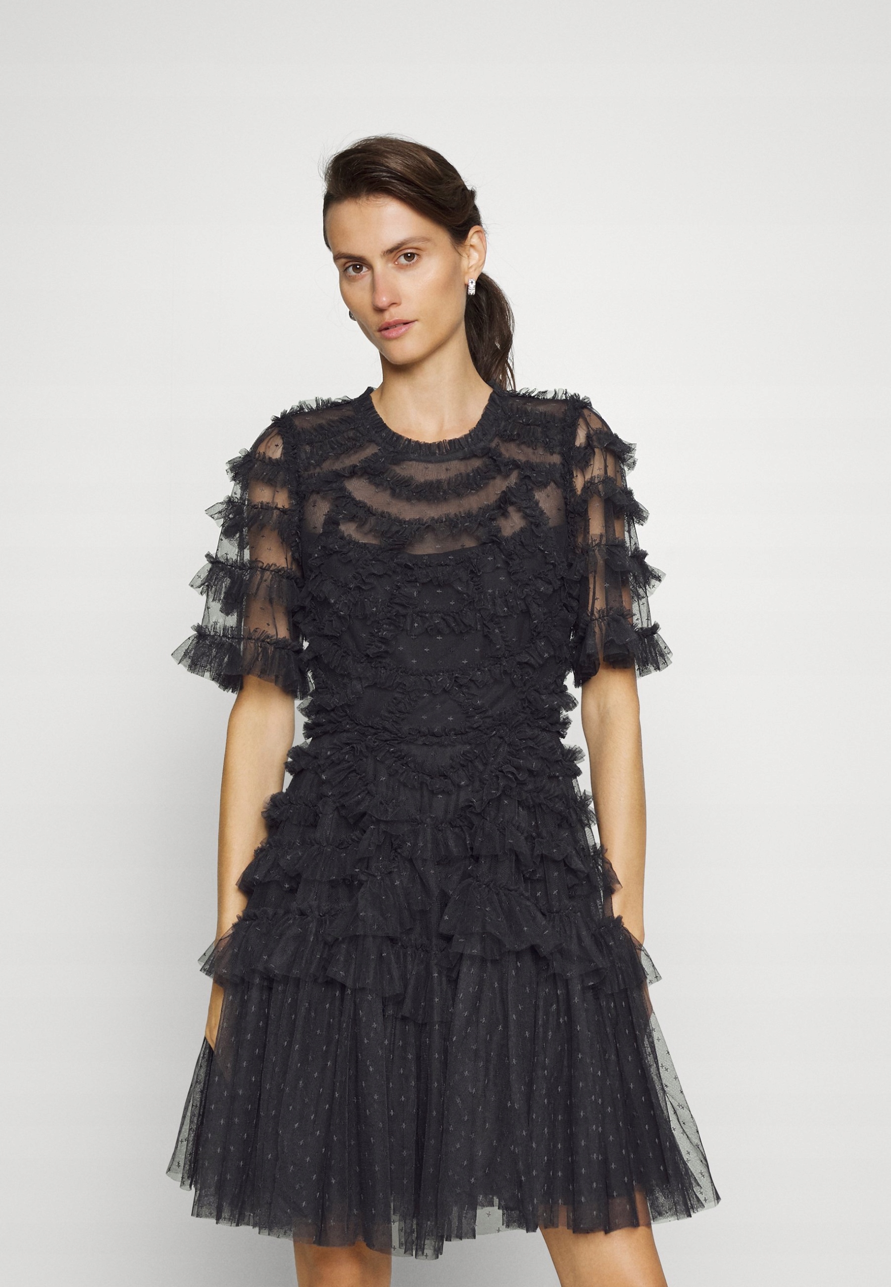 Koktejlové Šaty Needle & Thread 34