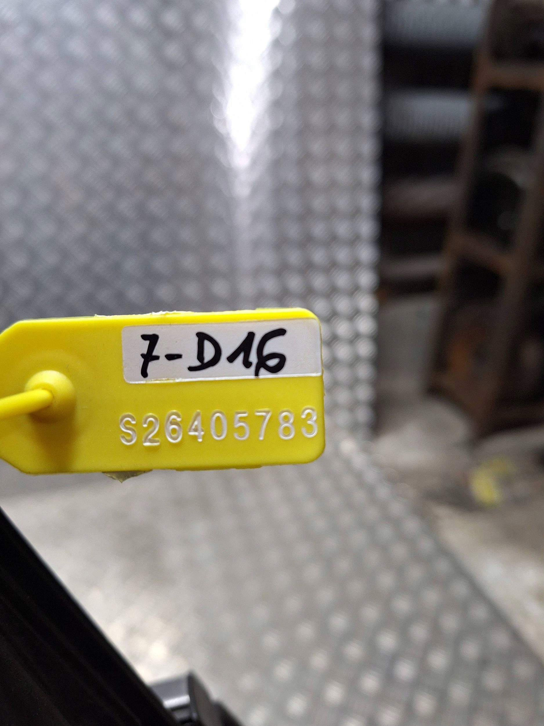 Portière Gauche Avant HYUNDAI I40 10-18 Complets