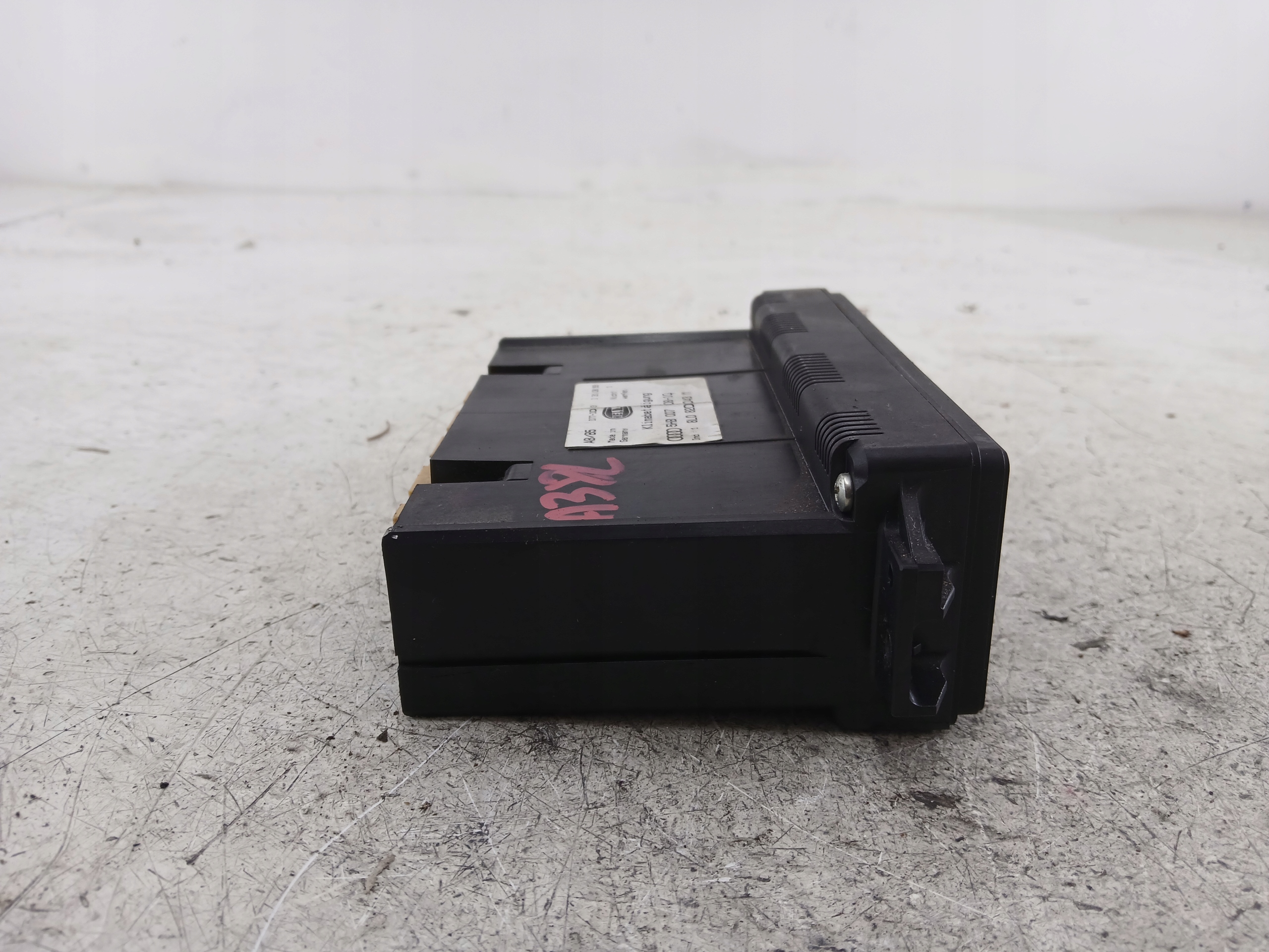 AUDI A3 8L Unite commande clima 8L0820043M