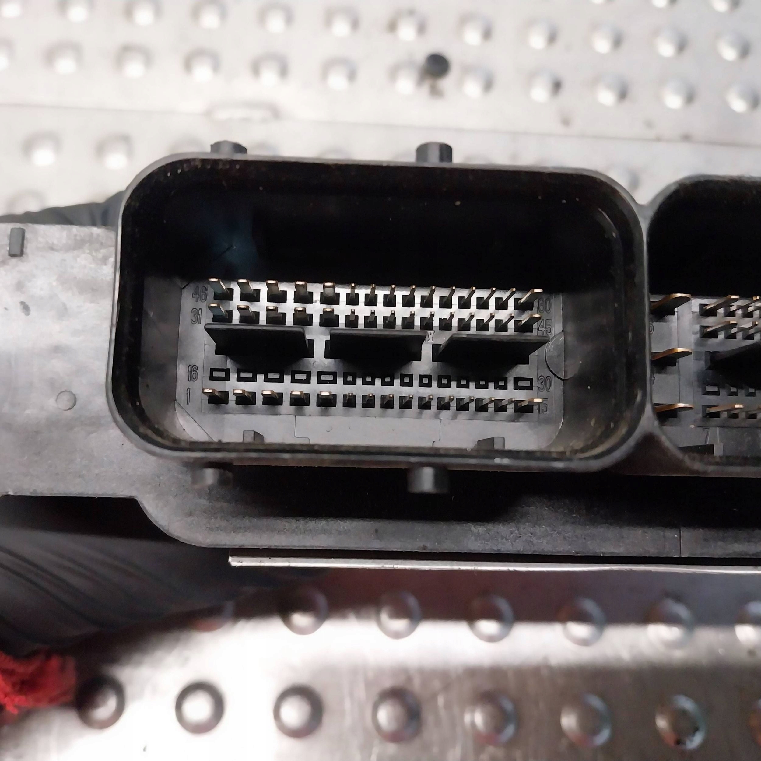 computer control unit of the engine 04E907309CB VW POLO V 6R FABIA III 1.0 MPI