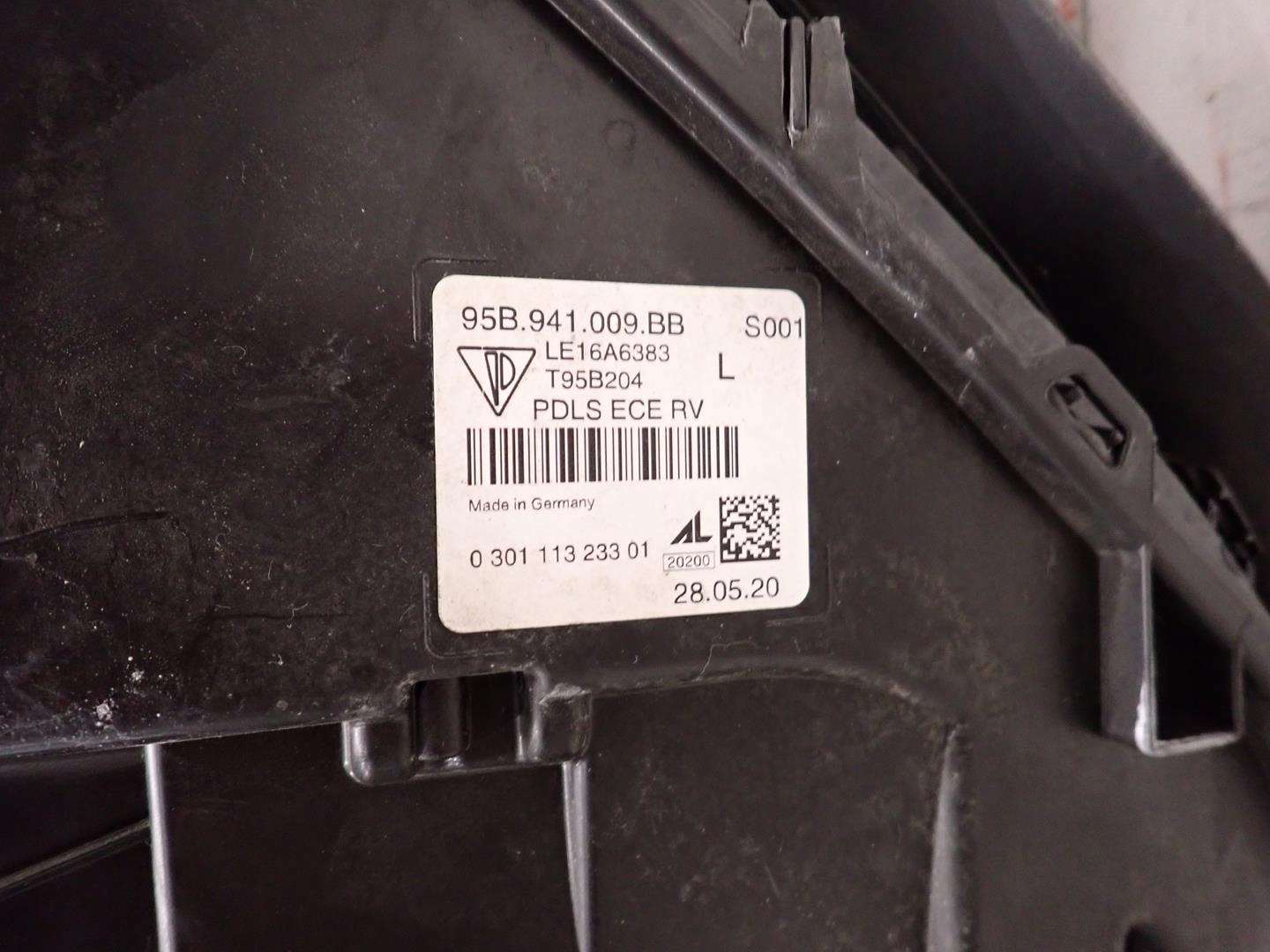 light front front left PORSCHE MACAN LIFT 2019- FULL LED 95B941009BB
