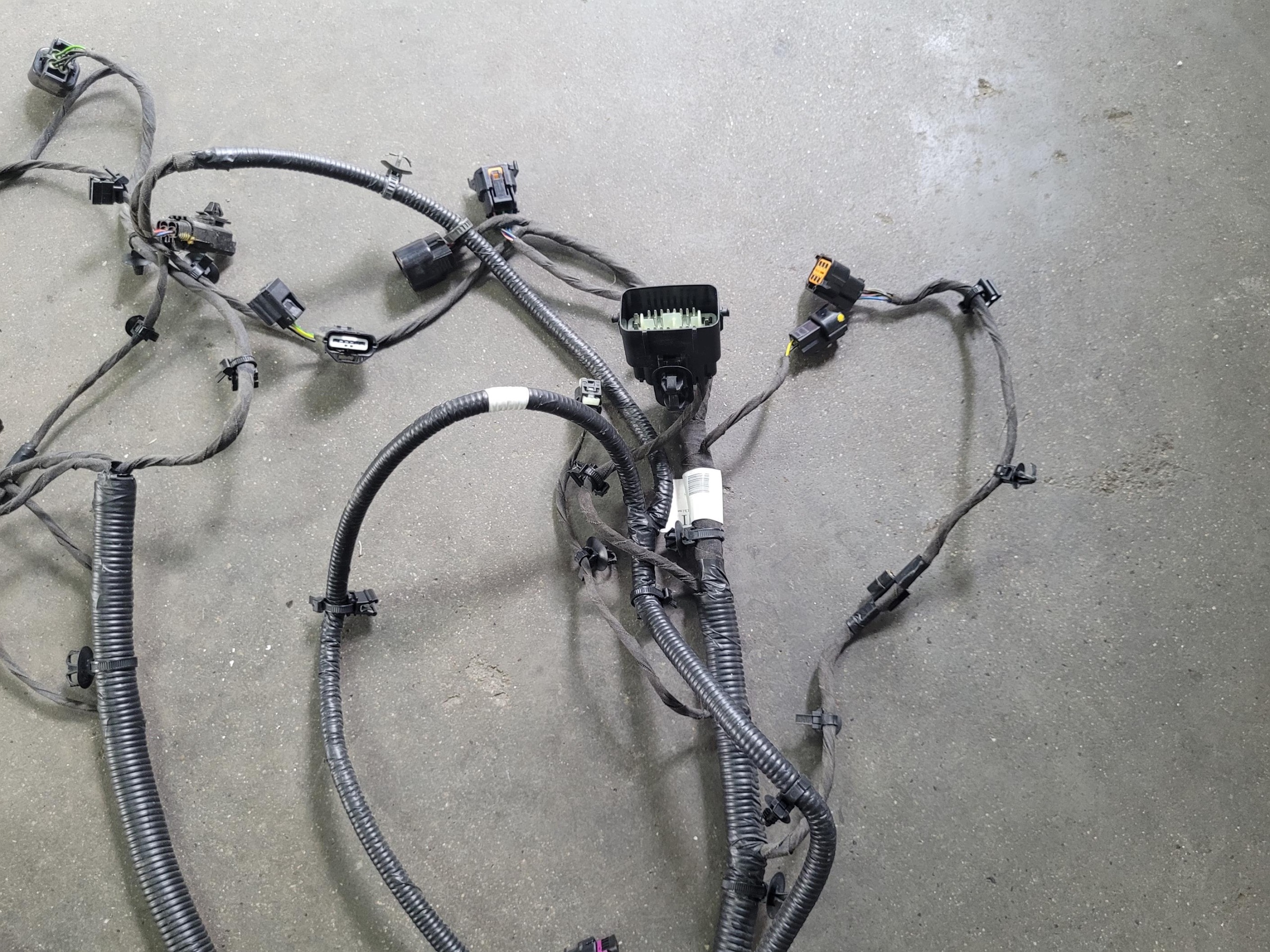 bundle wiring supports front of the front SSANGYONG KGM TORRES EVX