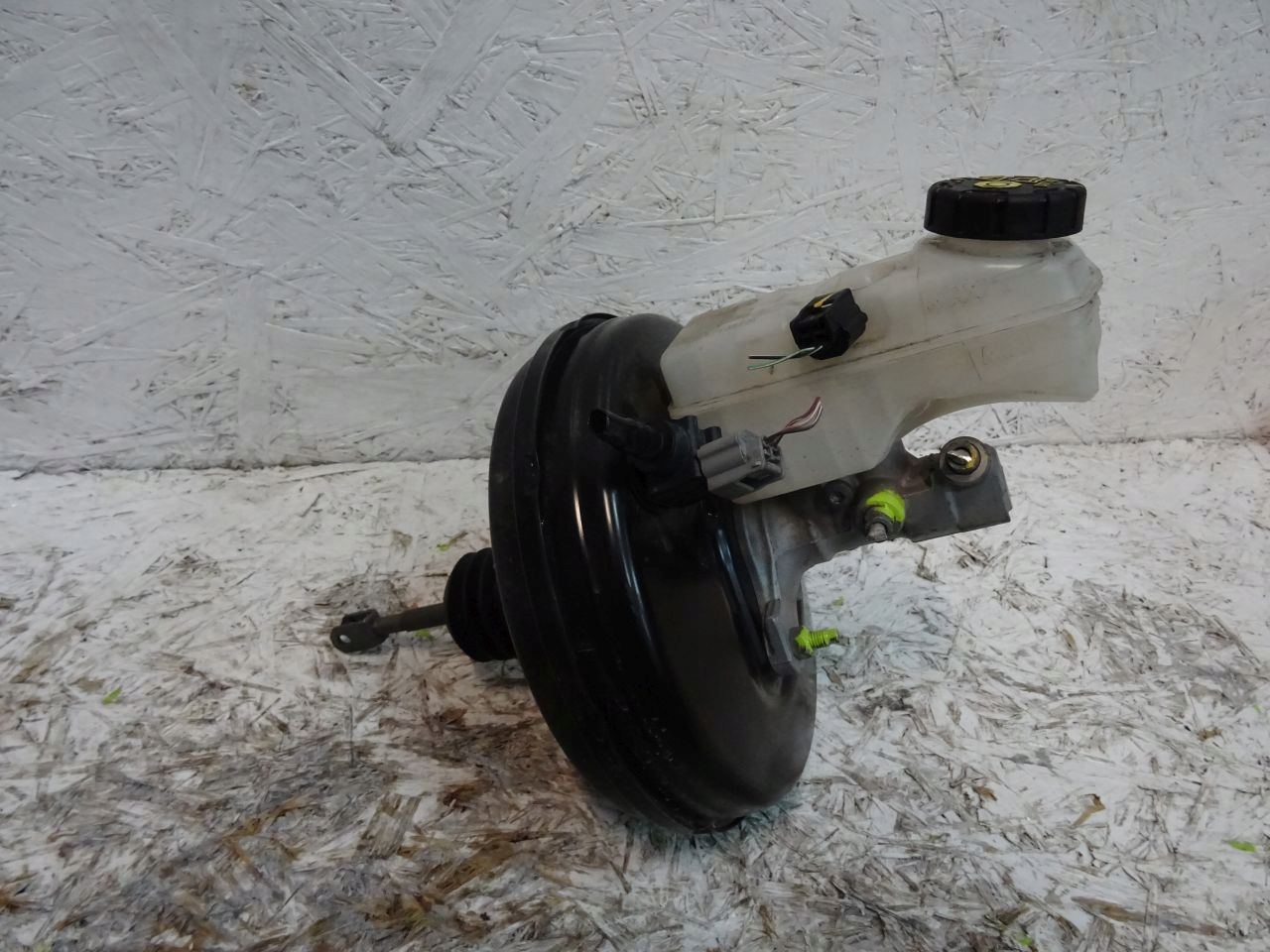 DACIA SANDERO 1.2B Servo bremsen 472103298R