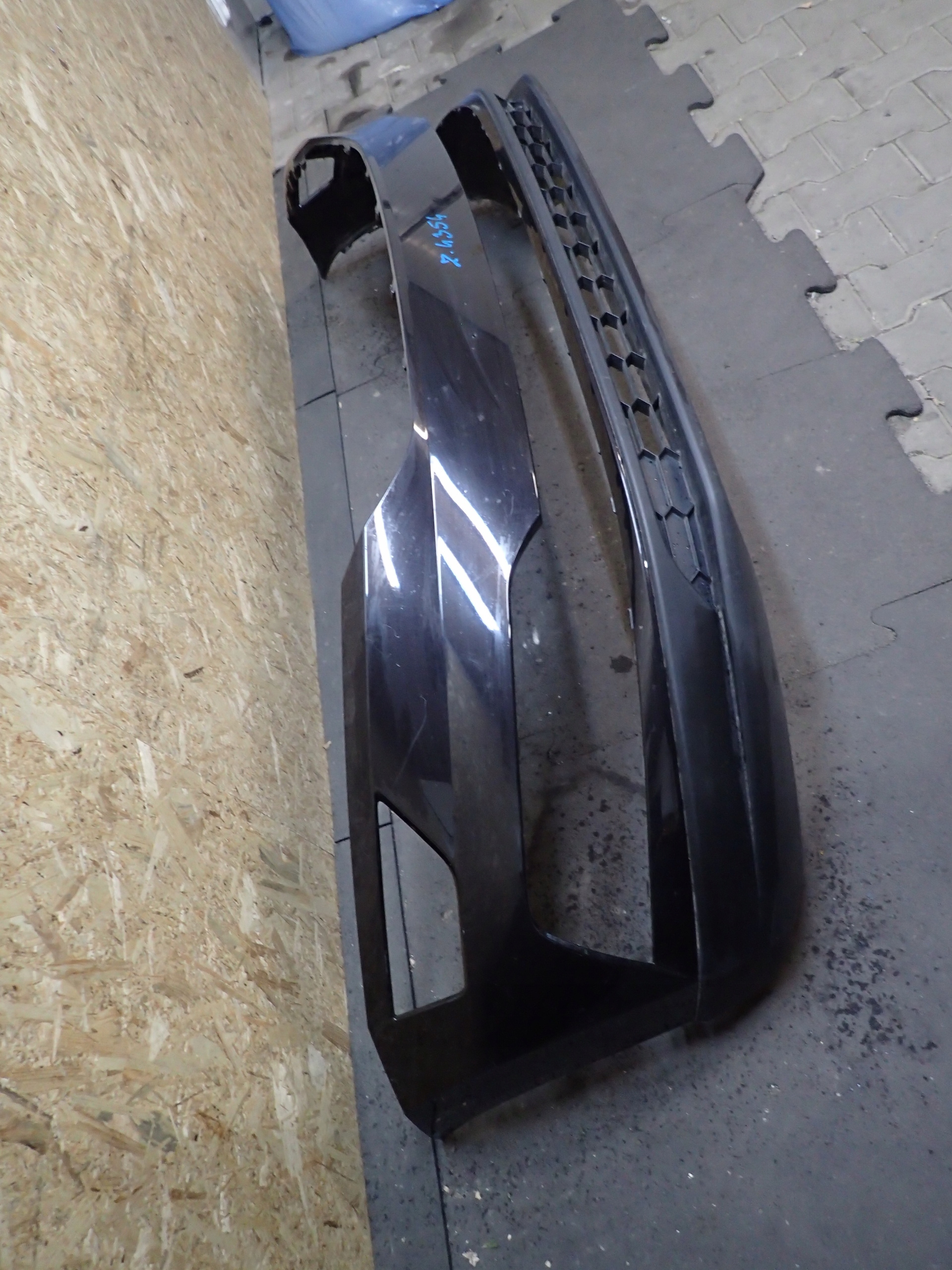 nárazník předek SKODA KAROQ 57A