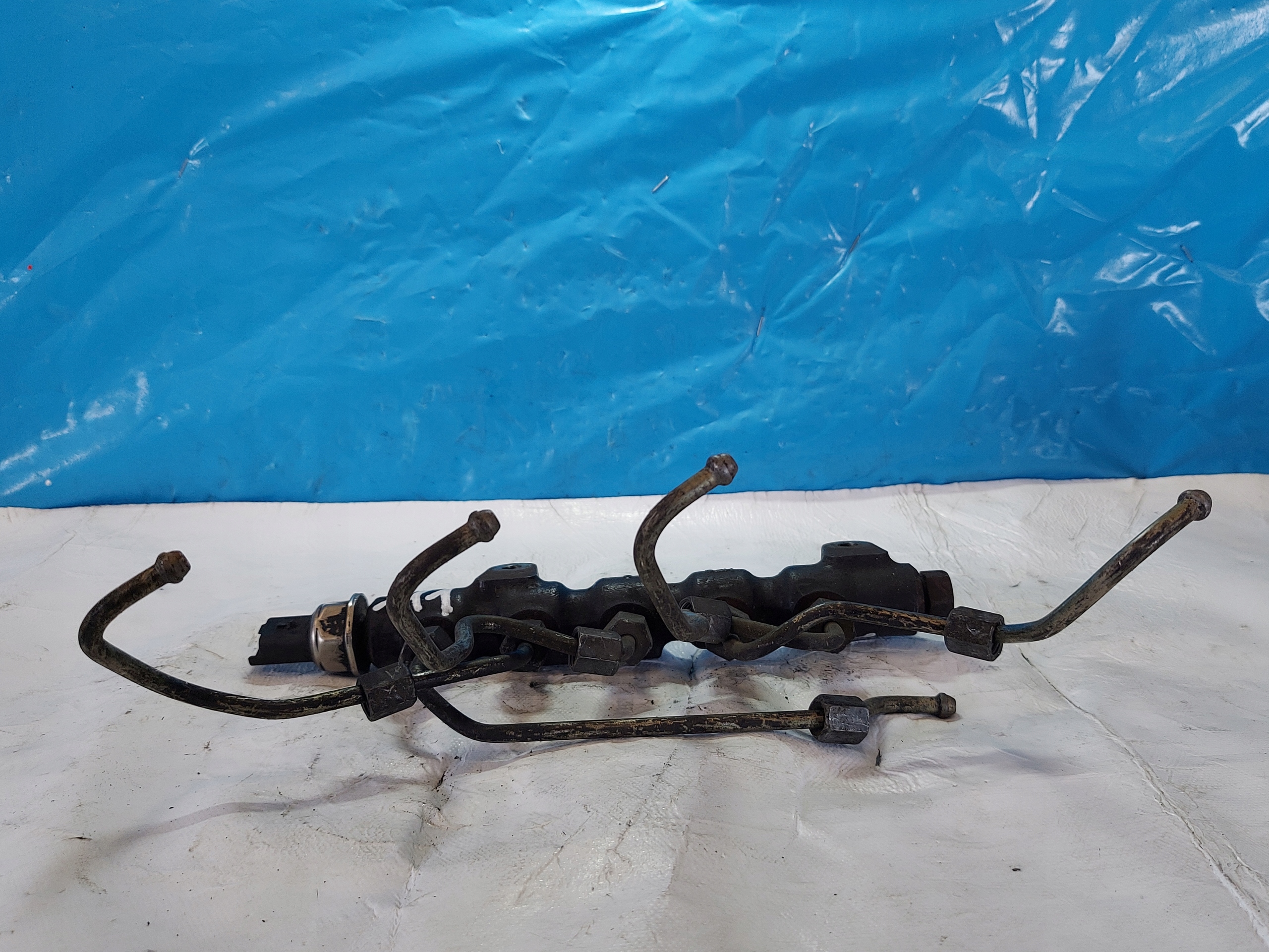 injection ramp CITROEN C3 1.4 HDI 9648580880