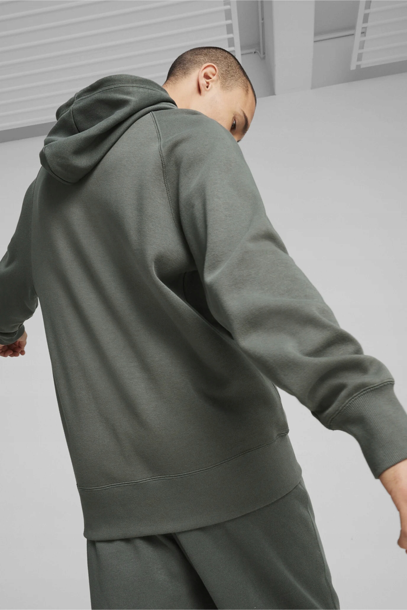 PUMA ORYGINALNA BLUZA L Rodzaj wkładane przez głowę z kapturem